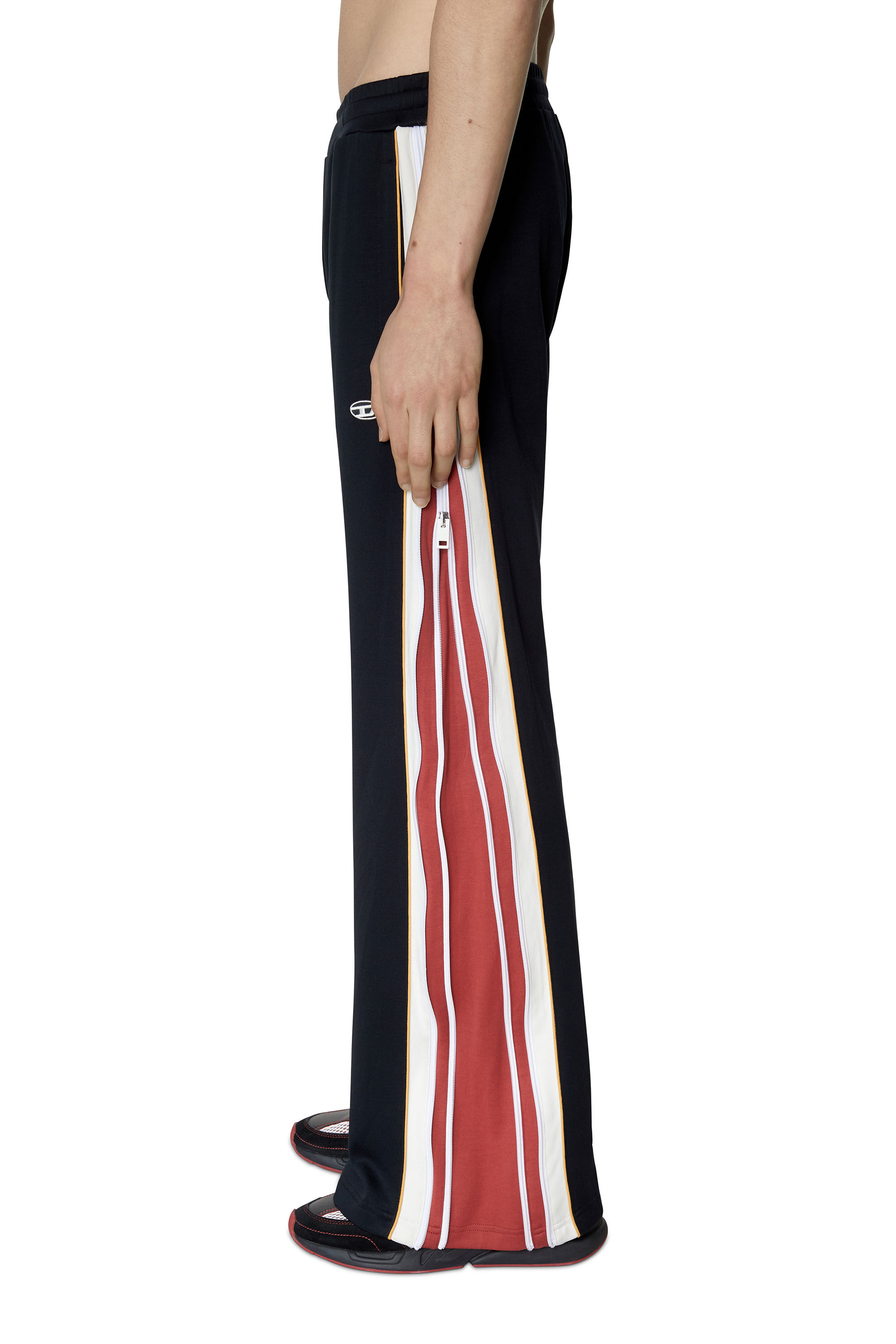 Diesel - P-ZAMPOCK, Male's スウェット パンツ in ブラック - 4