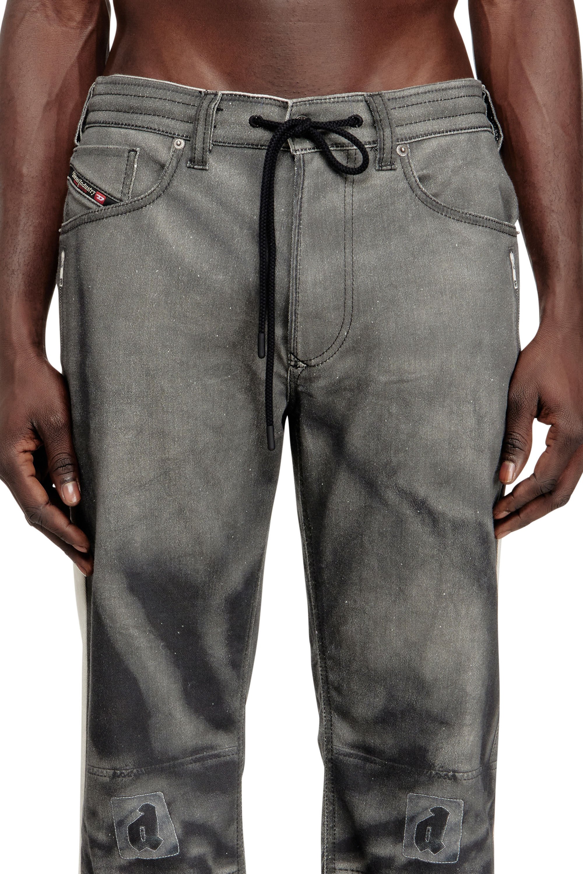 Diesel - Male's Relaxed 2080 D-Reel Joggjeans&reg; 068VJ, ブラック/ダークグレー - 5