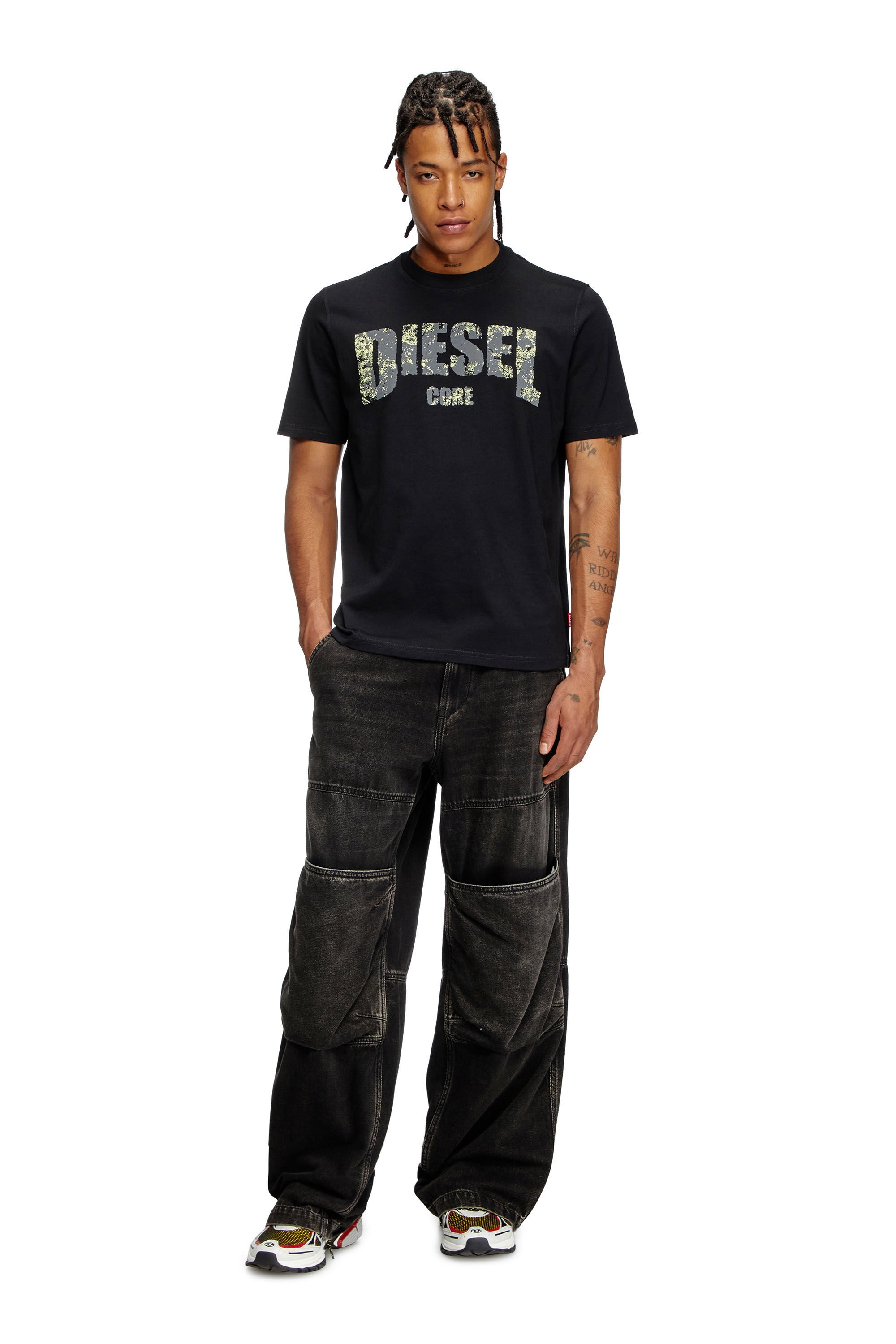 Diesel - T-ADJUST-R25, Male's T-shirt with Diesel Core print in ブラック - 1