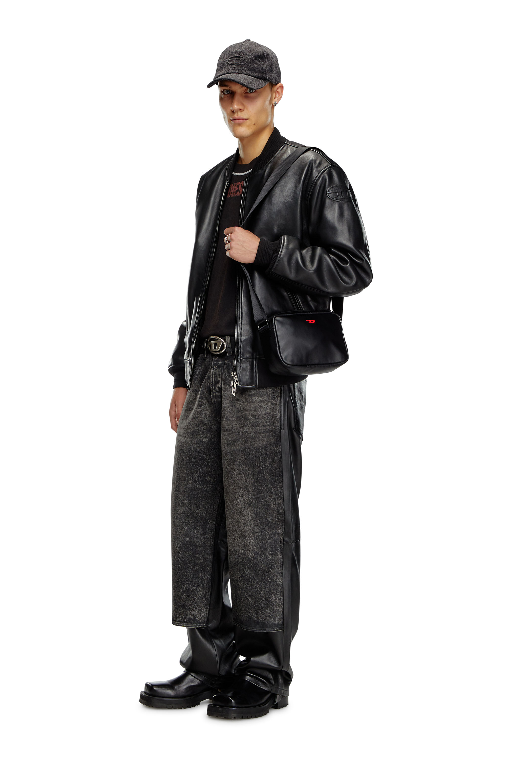 Diesel - RAVE CAMERA BAG X, Male's Rave-Camera bag in nappa leather in ブラック - 1