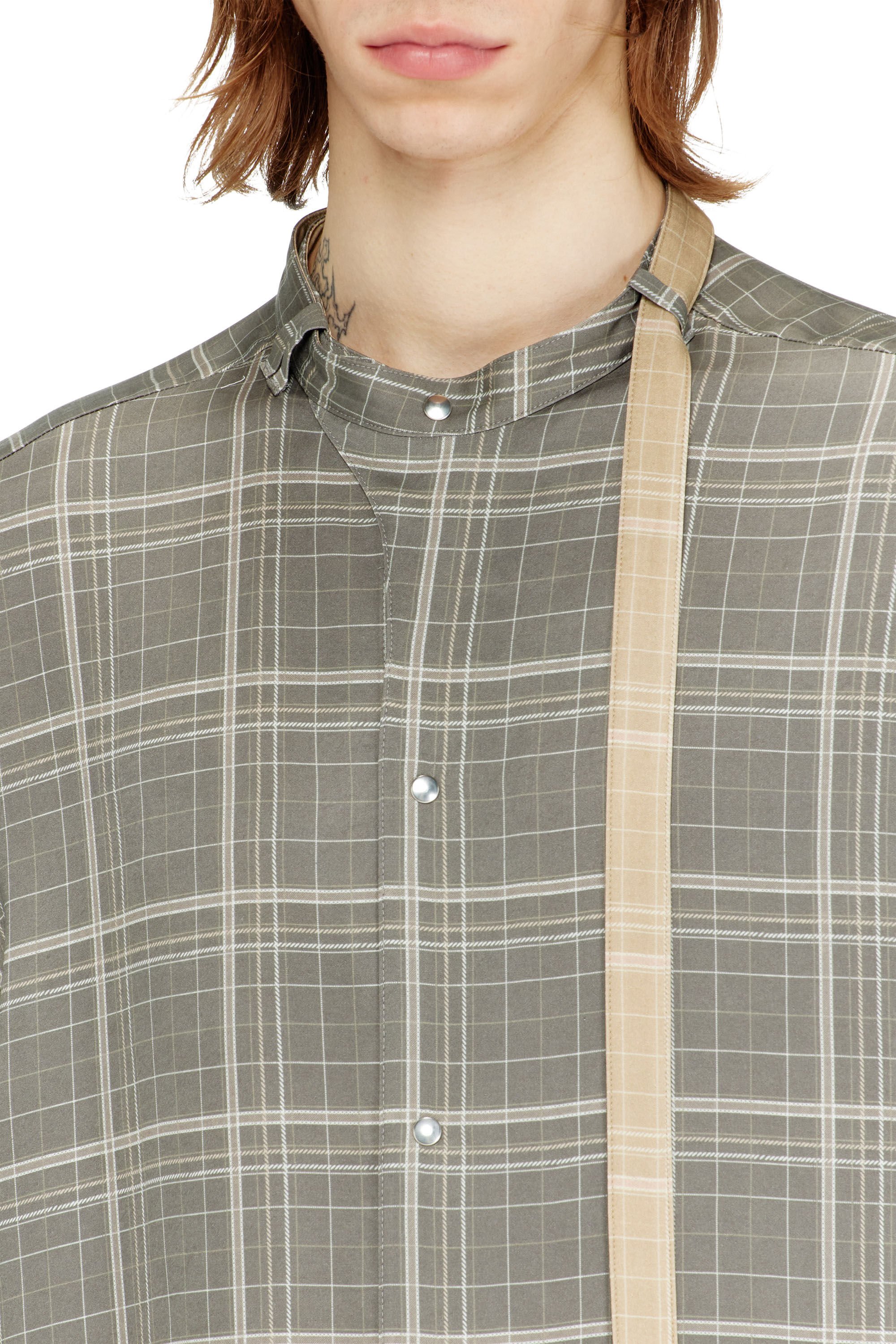 Diesel - S-WROB, Male's Check-satin shirt with biker details in グレー - 4