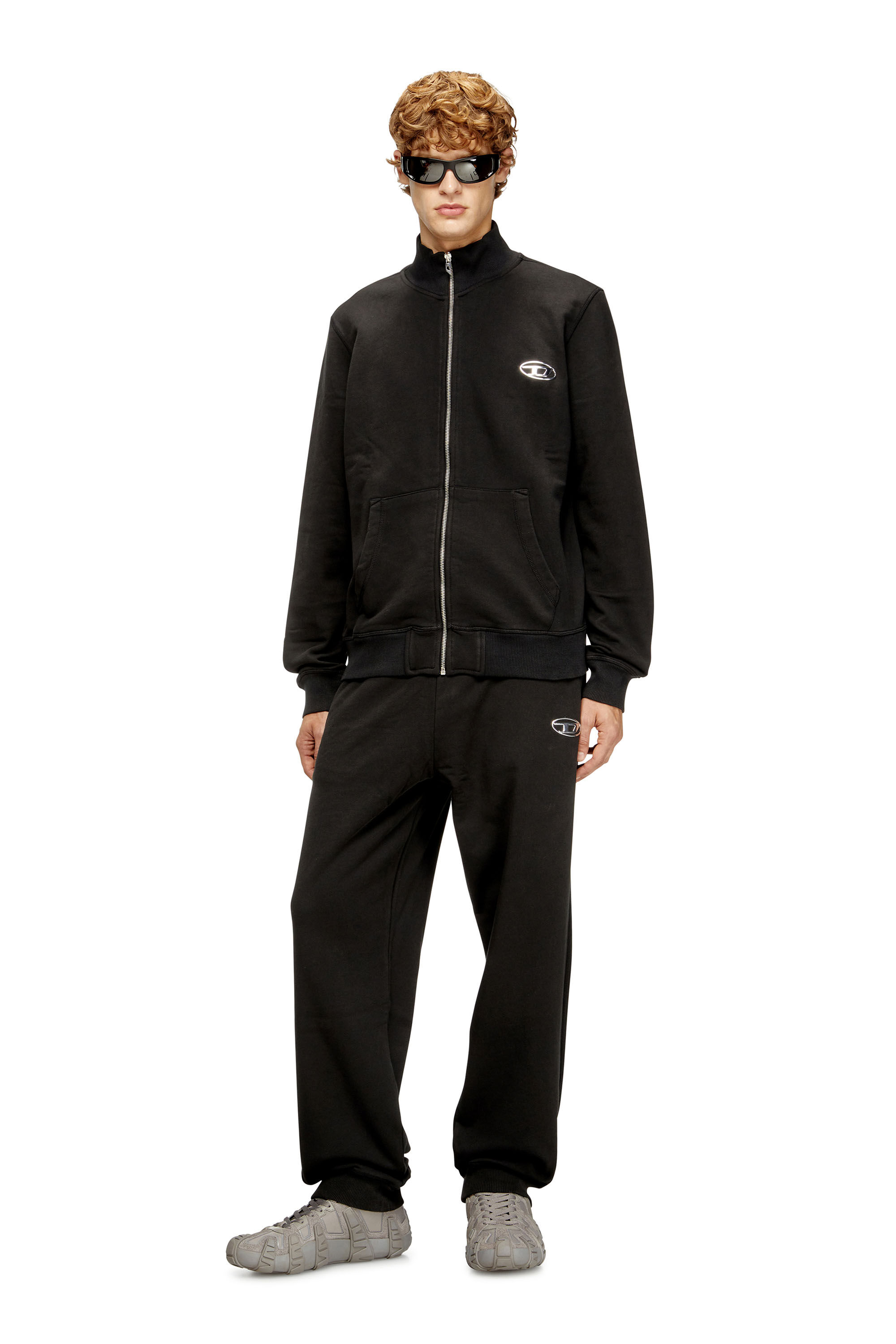Diesel - P-MARKY-IOD, Male's Cotton sweatpants with metallic Oval D in ブラック - 3