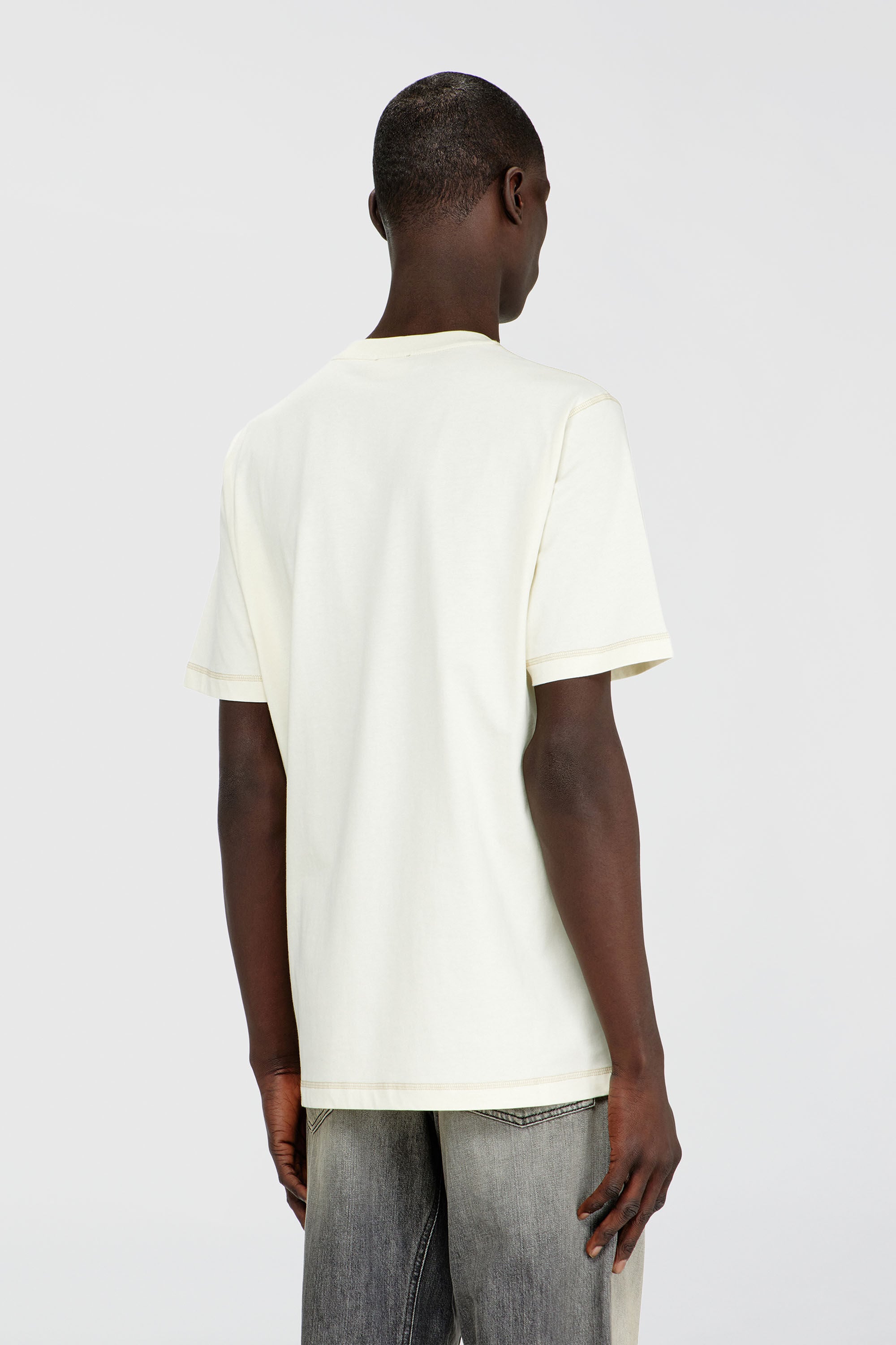 Diesel - T-ADJUST-NOTCH, Male's Tシャツ in ホワイト - 4