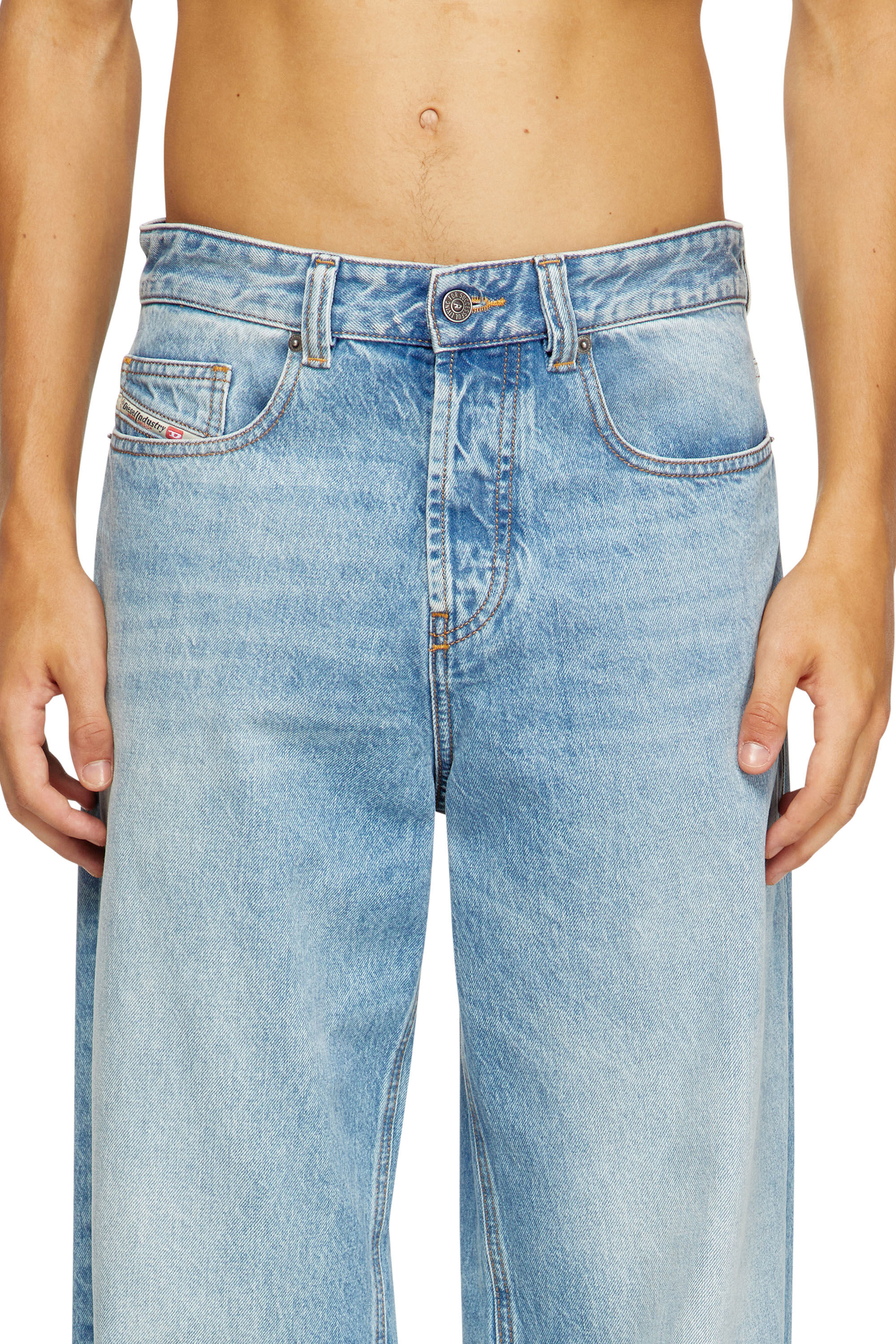 Relaxed Jeans - 2001 D-Macro | ライトブルー | メンズ | DIESEL