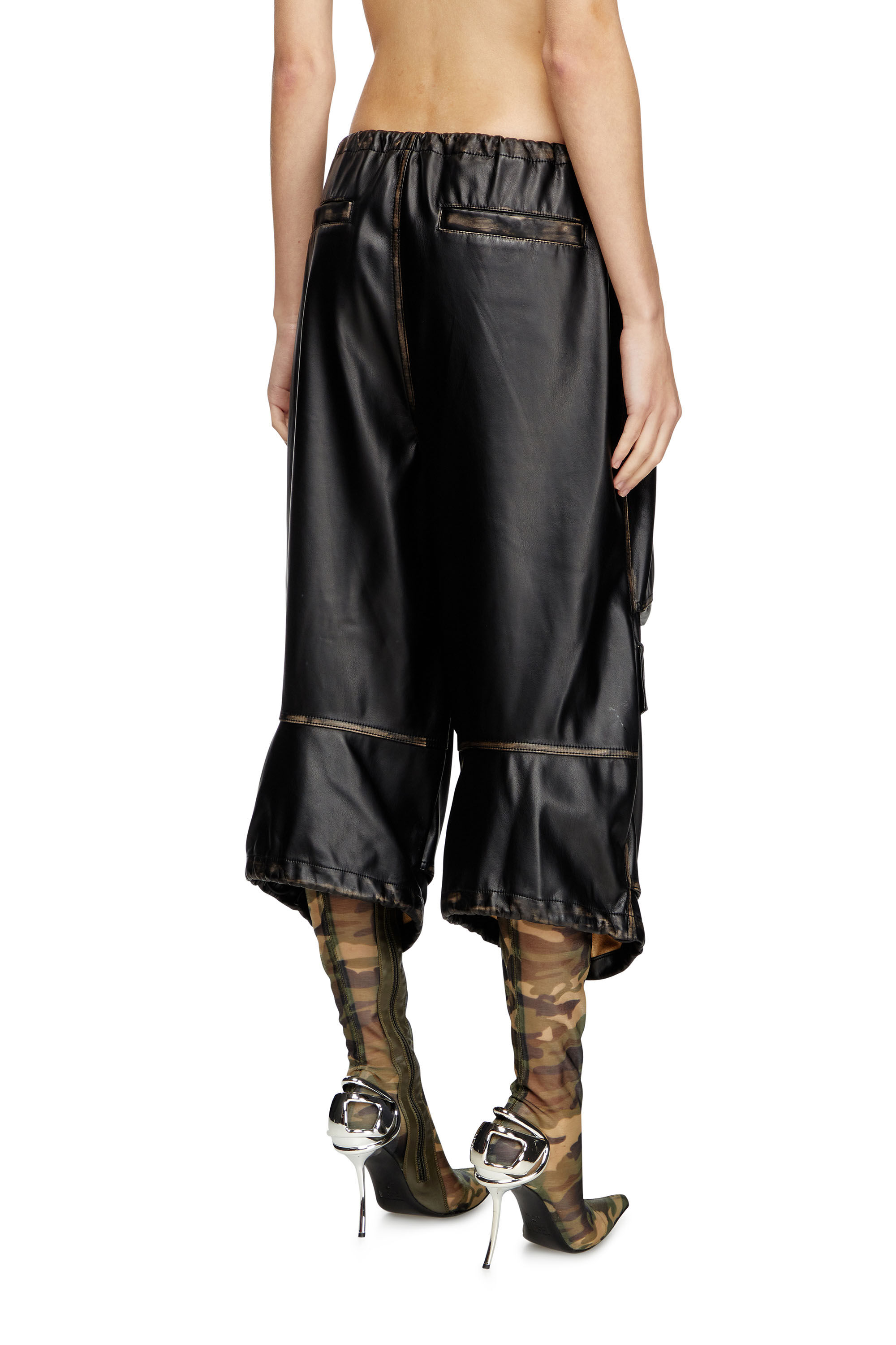 Diesel - P-DAYETZ-SHORT-FEM, Female's Pleather cargo Bermuda pants in ブラック - 5