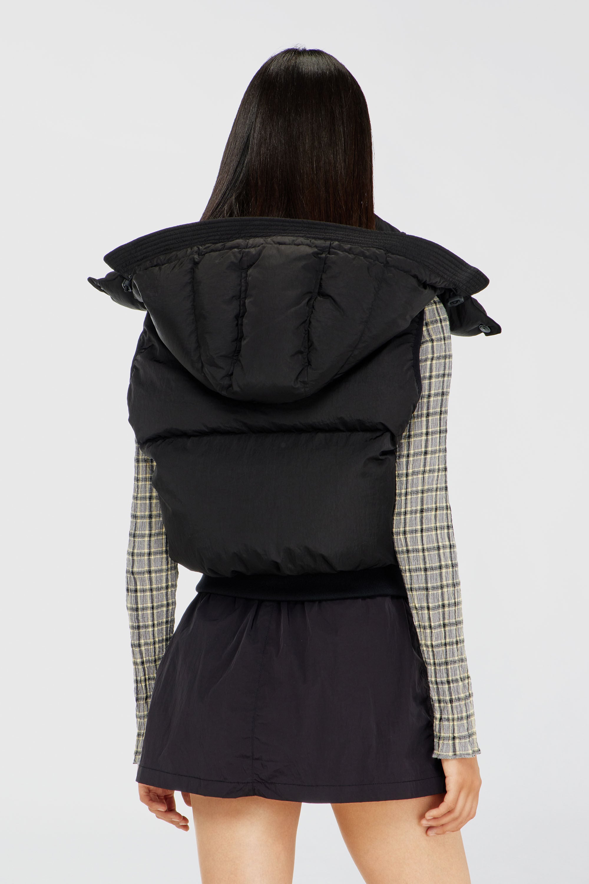 Diesel - W-PEYT-SSL-NEW-WD, Female's ダウンベスト in ブラック - 5