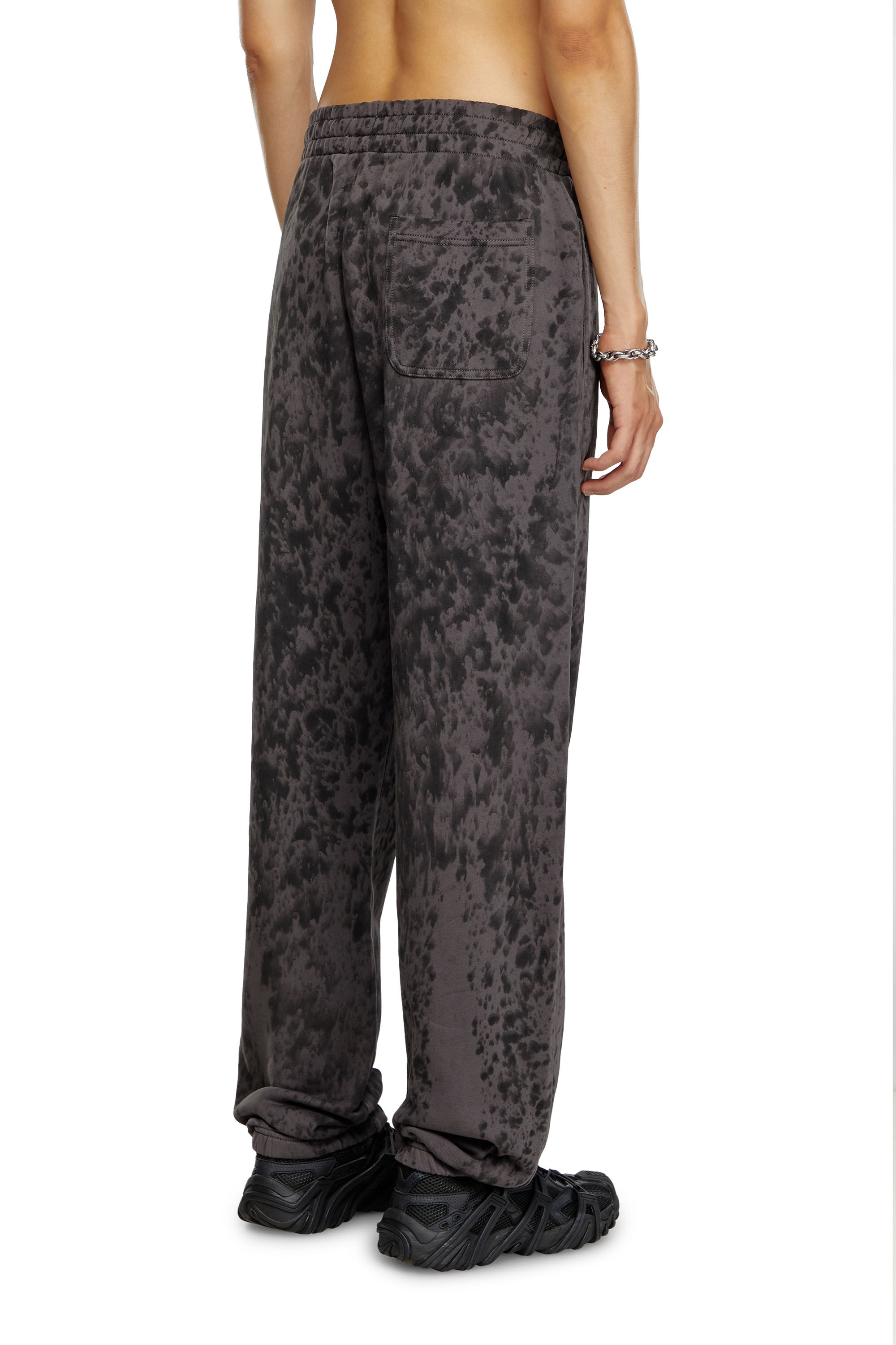 Diesel - P-MARKY-K1, Male's Track pants in raindrop-effect jersey in ブラック - 2