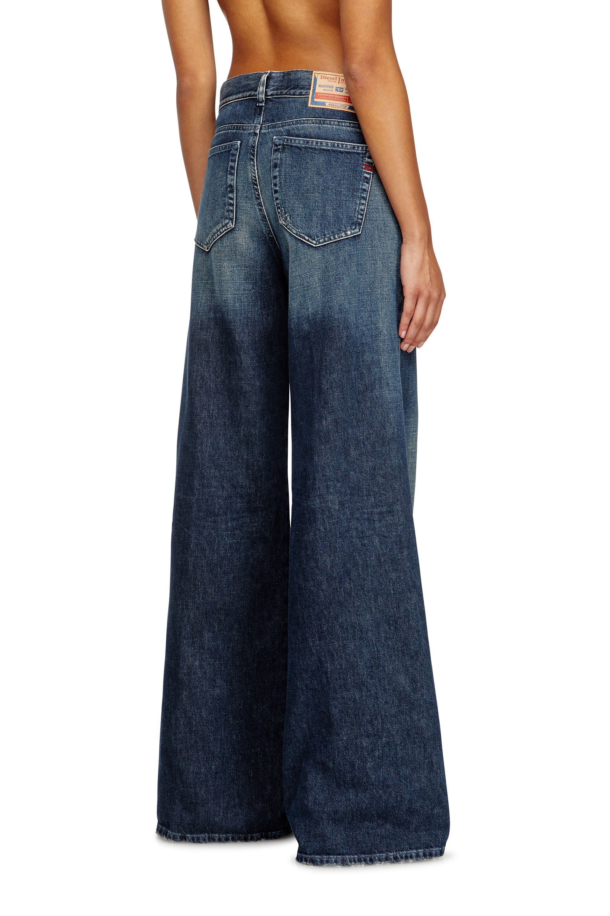 Diesel - Female's Flare Jeans 1978 D-Akemi 09N70, ダークブルー - 4