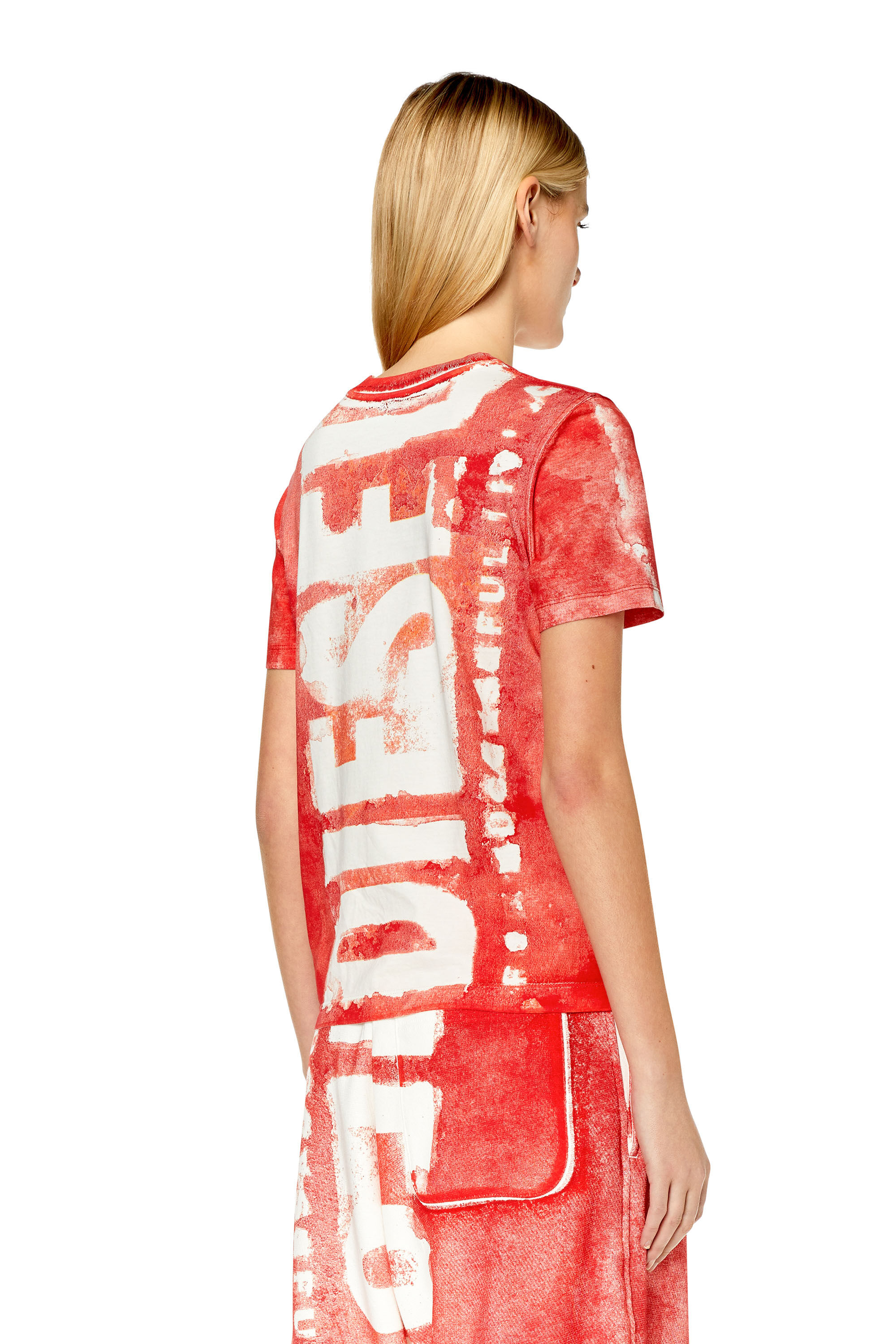 Diesel - T-REG-G1, Female's 半袖 Ｔシャツ ロゴ in レッド - 4