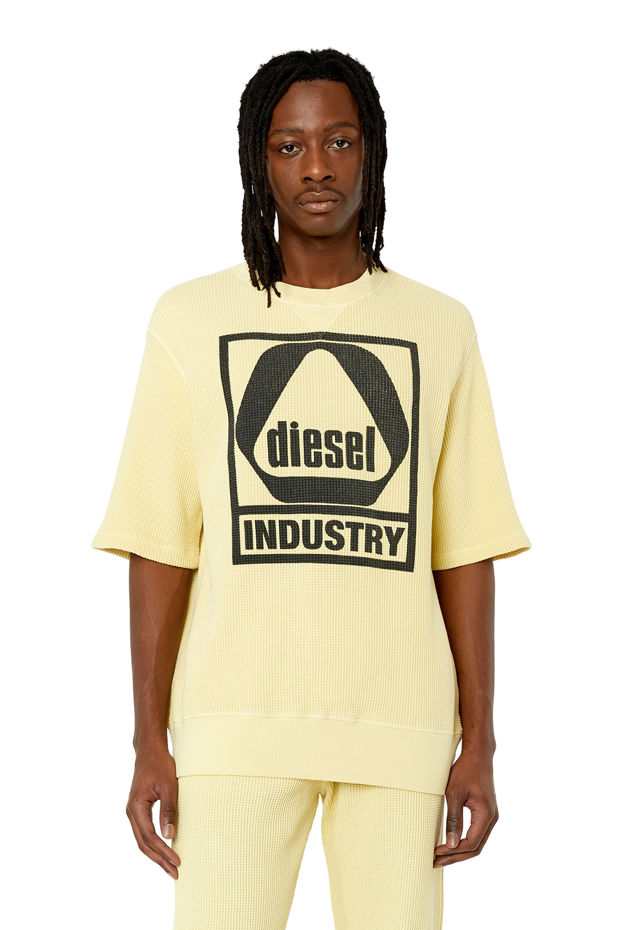 Diesel - S-COOLWAF, Male's スウェット 半袖  ルーズフィット in Yellow - 3