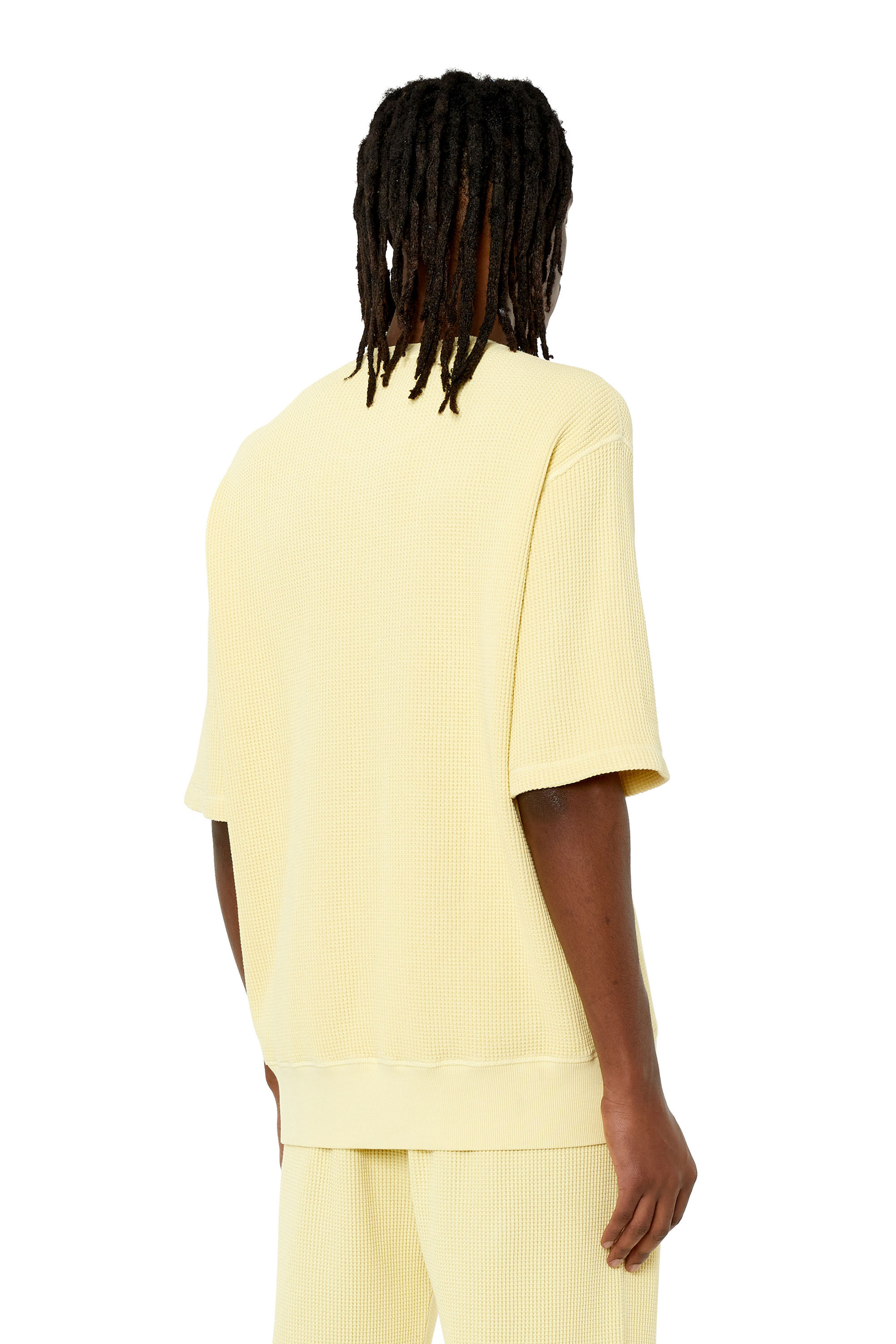 Diesel - S-COOLWAF, Male's スウェット 半袖  ルーズフィット in Yellow - 5