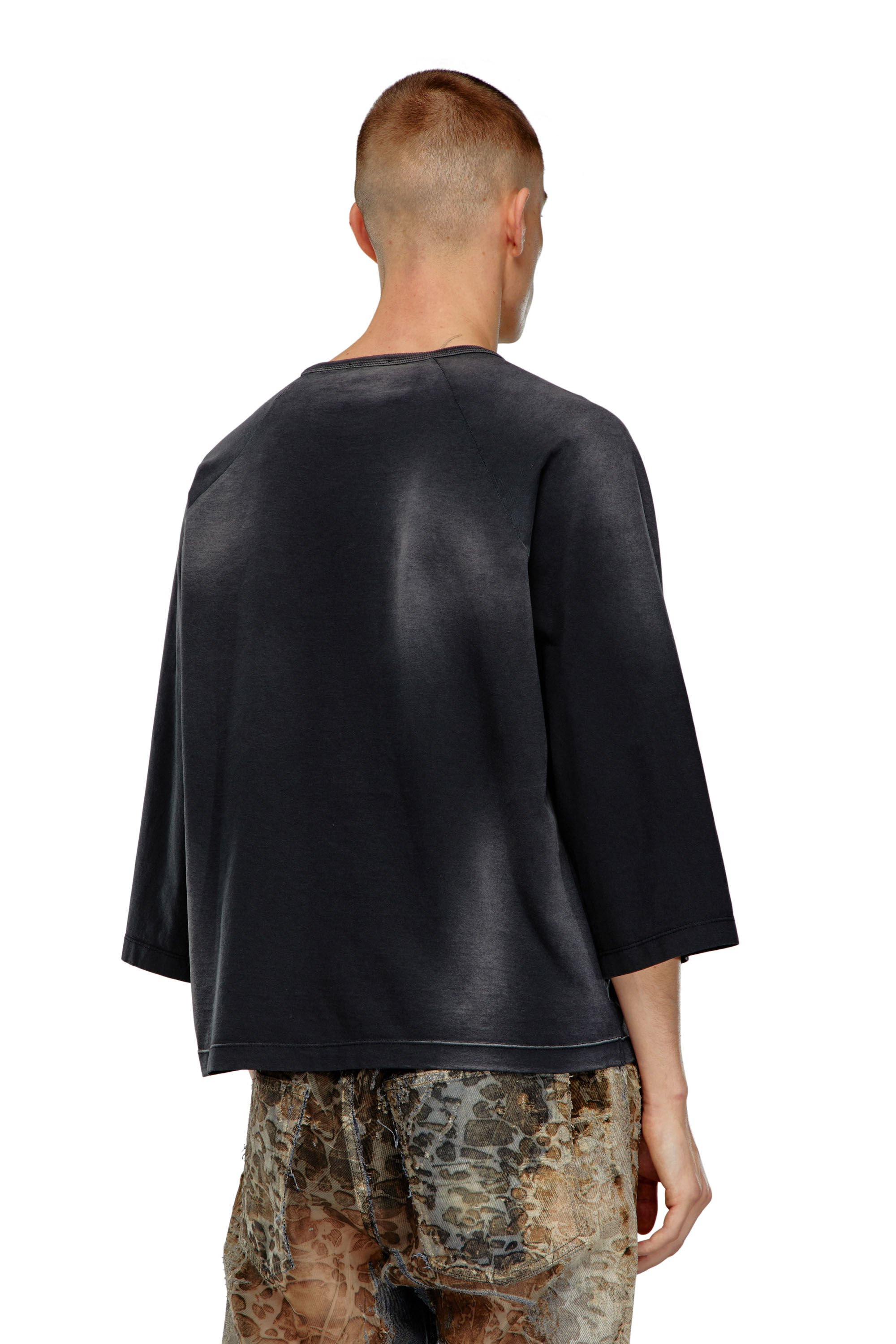 Diesel - T-CROXT, Male's Faded T-shirt with puffy Oval D in ブラック - 5