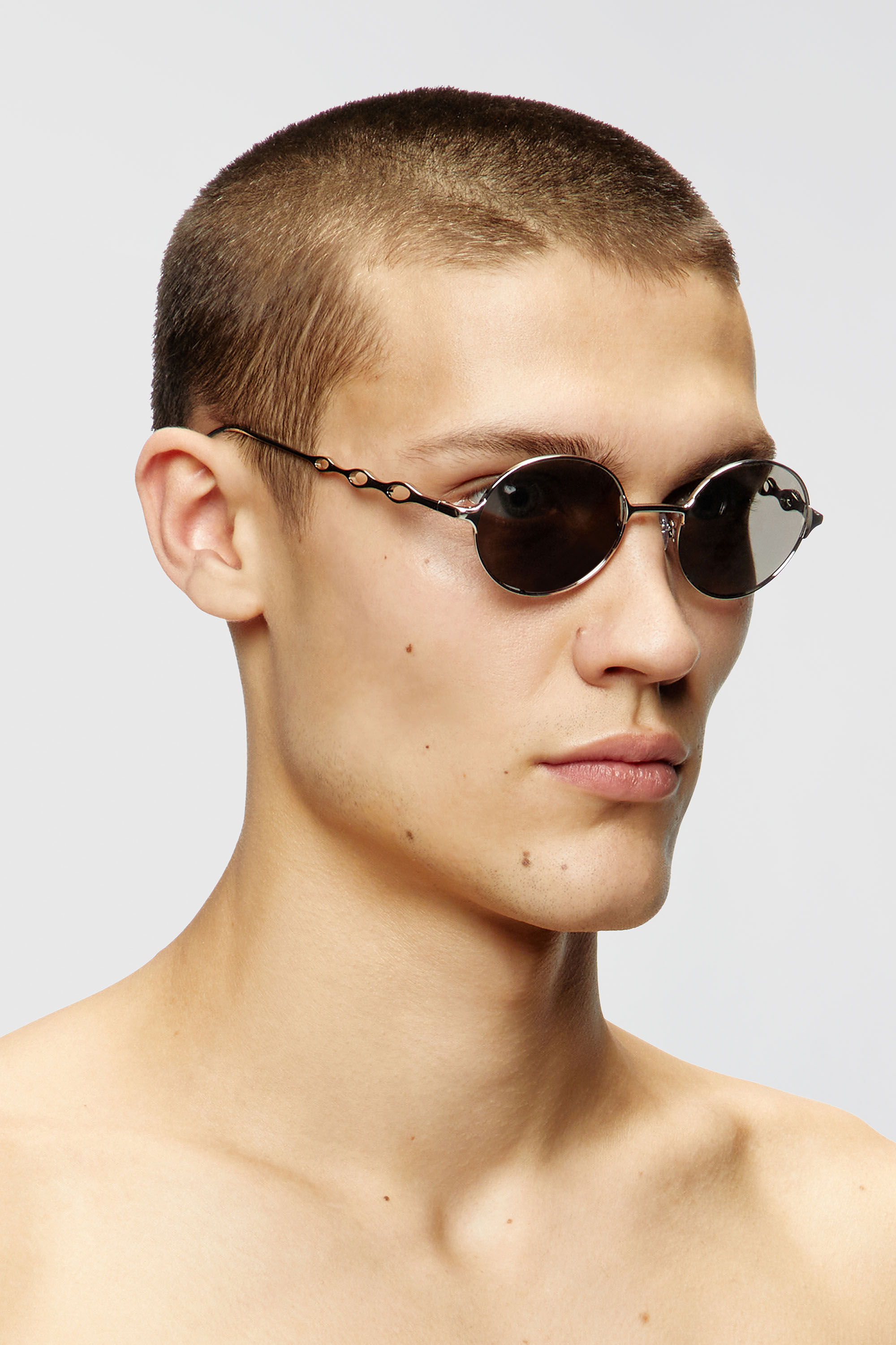 Diesel - 0DL1008, Unisex's Round sunglasses in シルバー - 4