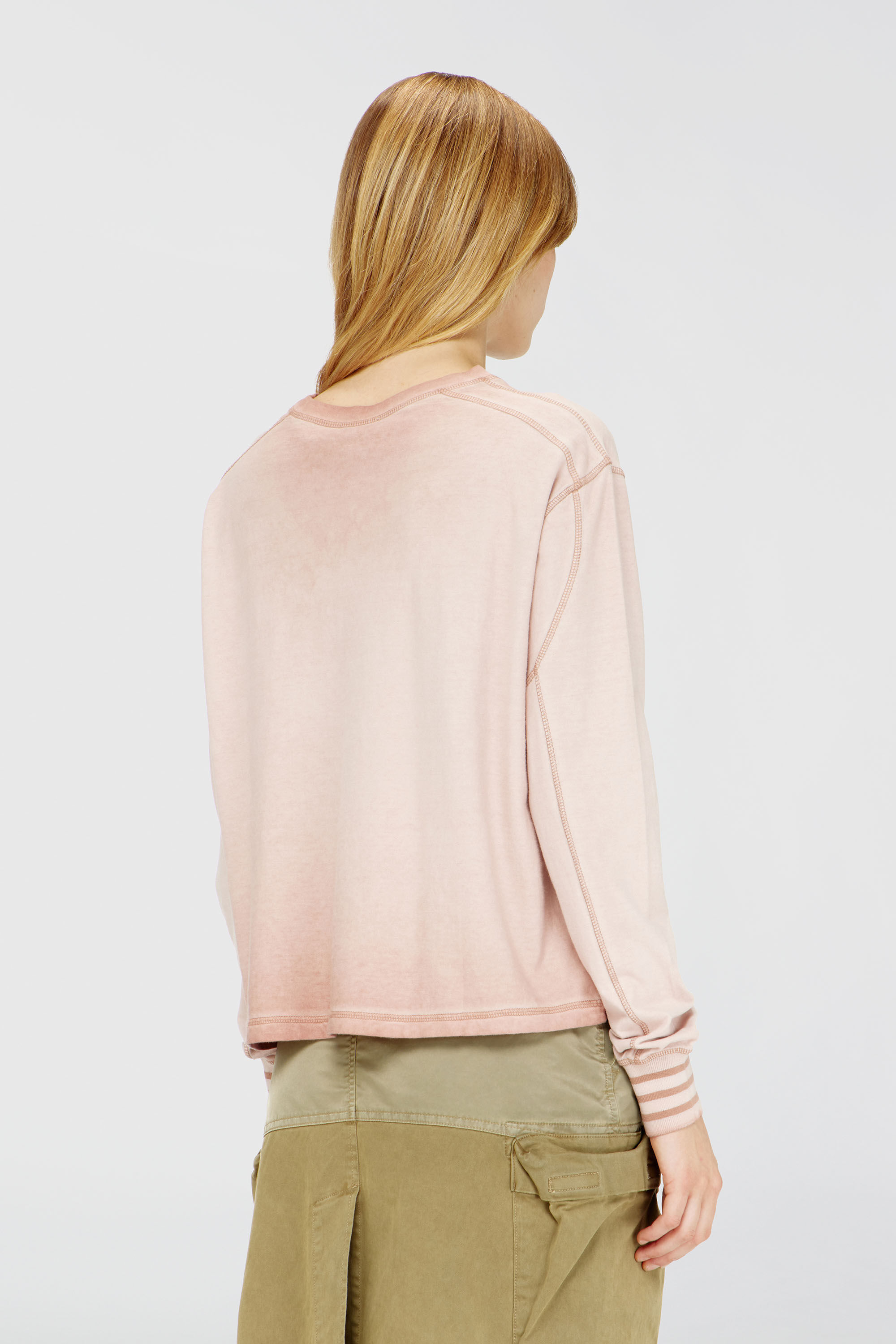 Diesel - T-BAWYE-LS, Female's 長袖Tシャツ in フェースパウダー - 4