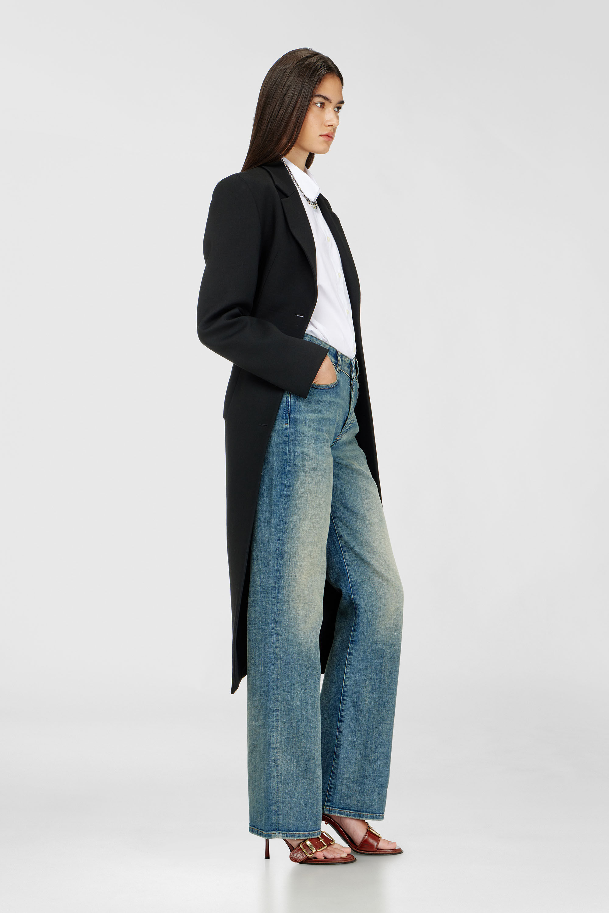 Diesel - Female's Regular Jeans 1971 D-Sent 09N32, ミディアムブルー - 2