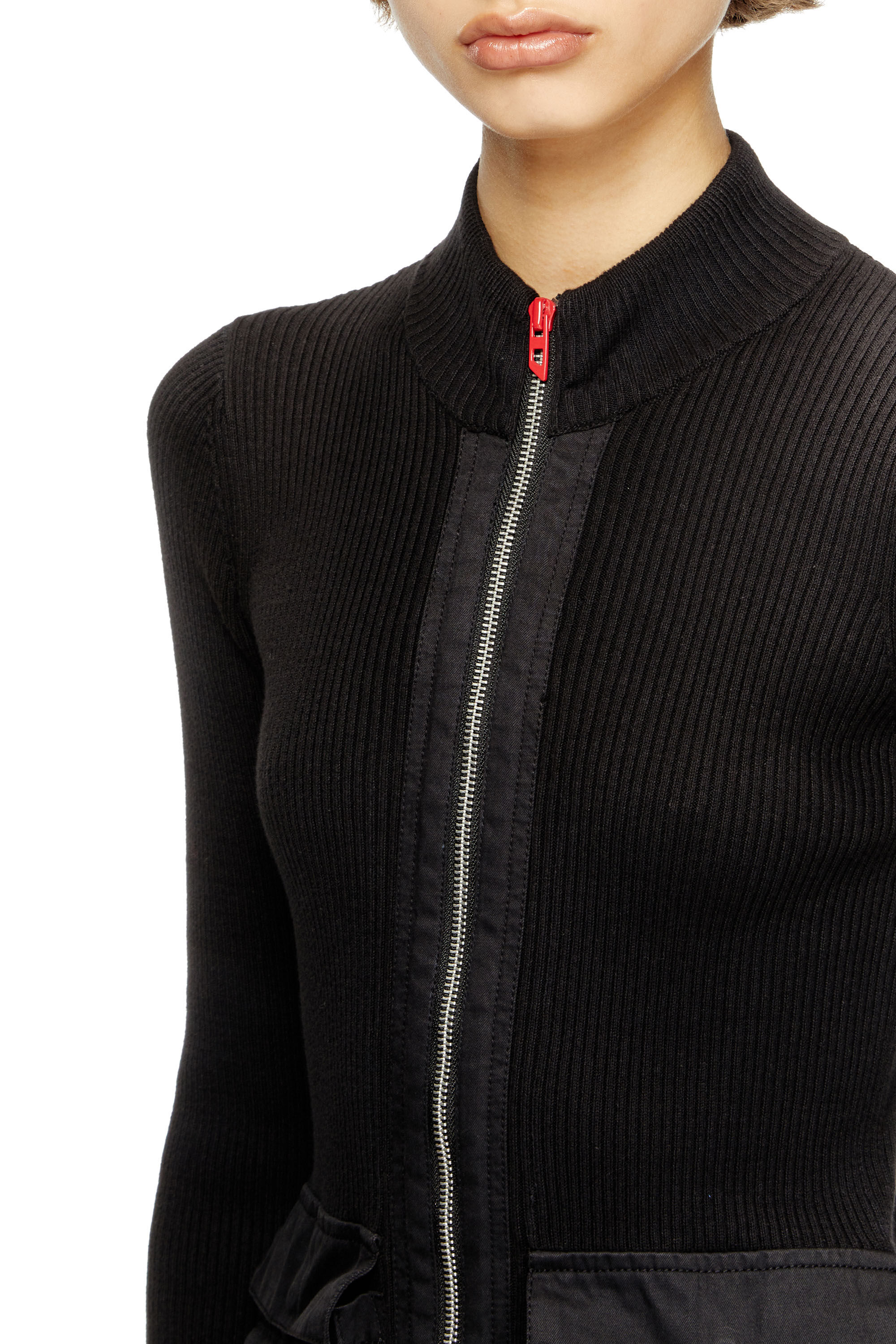Diesel - M-MELISSA, Female's Ribbed dress with cargo pockets in ブラック - 4