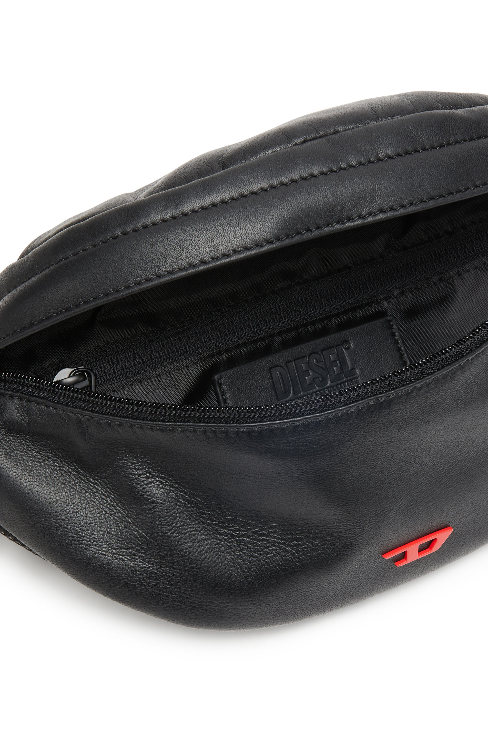 Diesel ウィメンズ バッグ Rave Beltbag メタルD レザー ベルト バッグ ブラック｜ディーゼル（DIESEL）公式オンラインストア
