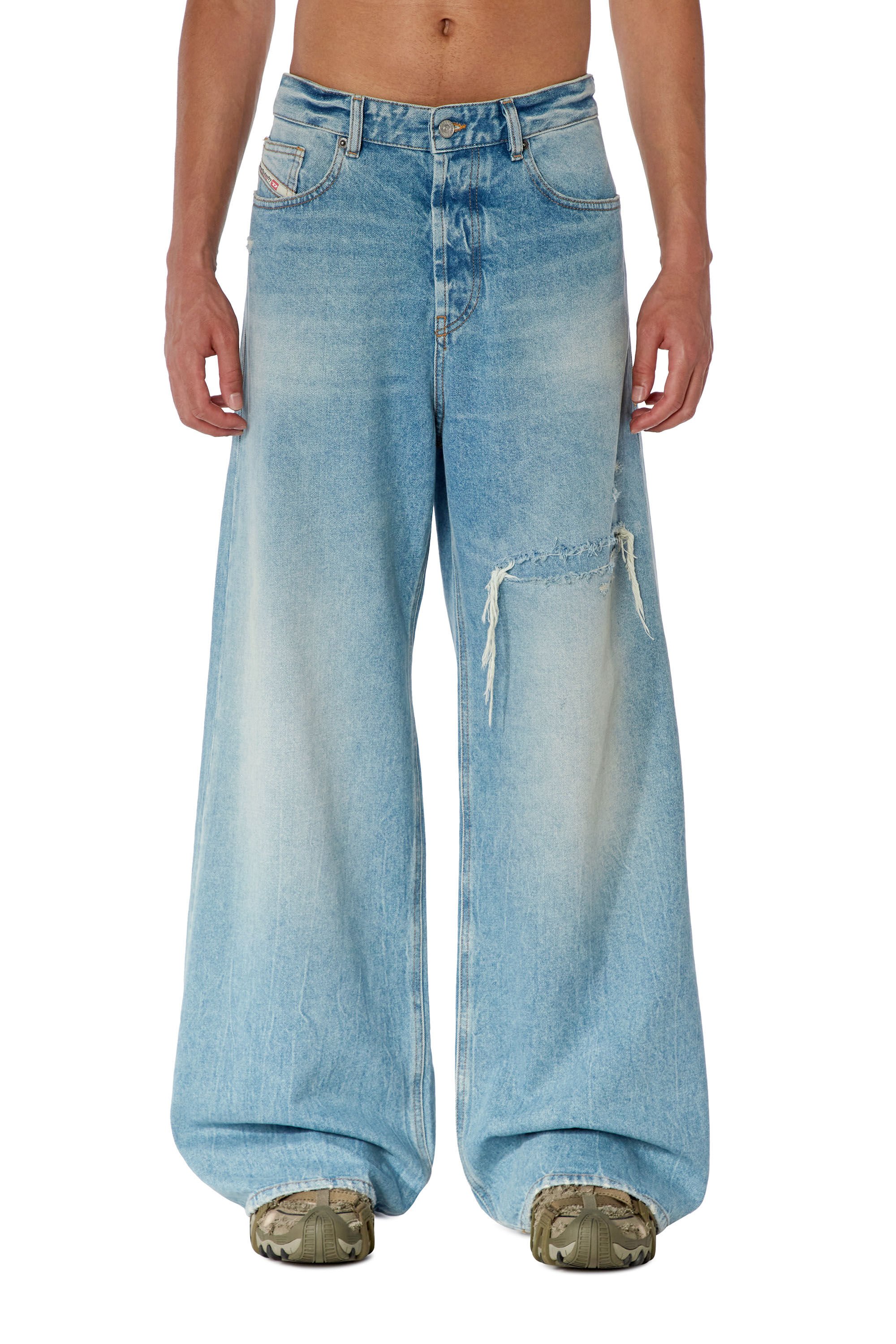 Diesel - Male's Relaxed Jeans D-Rise 09E25, ライトブルー - 3