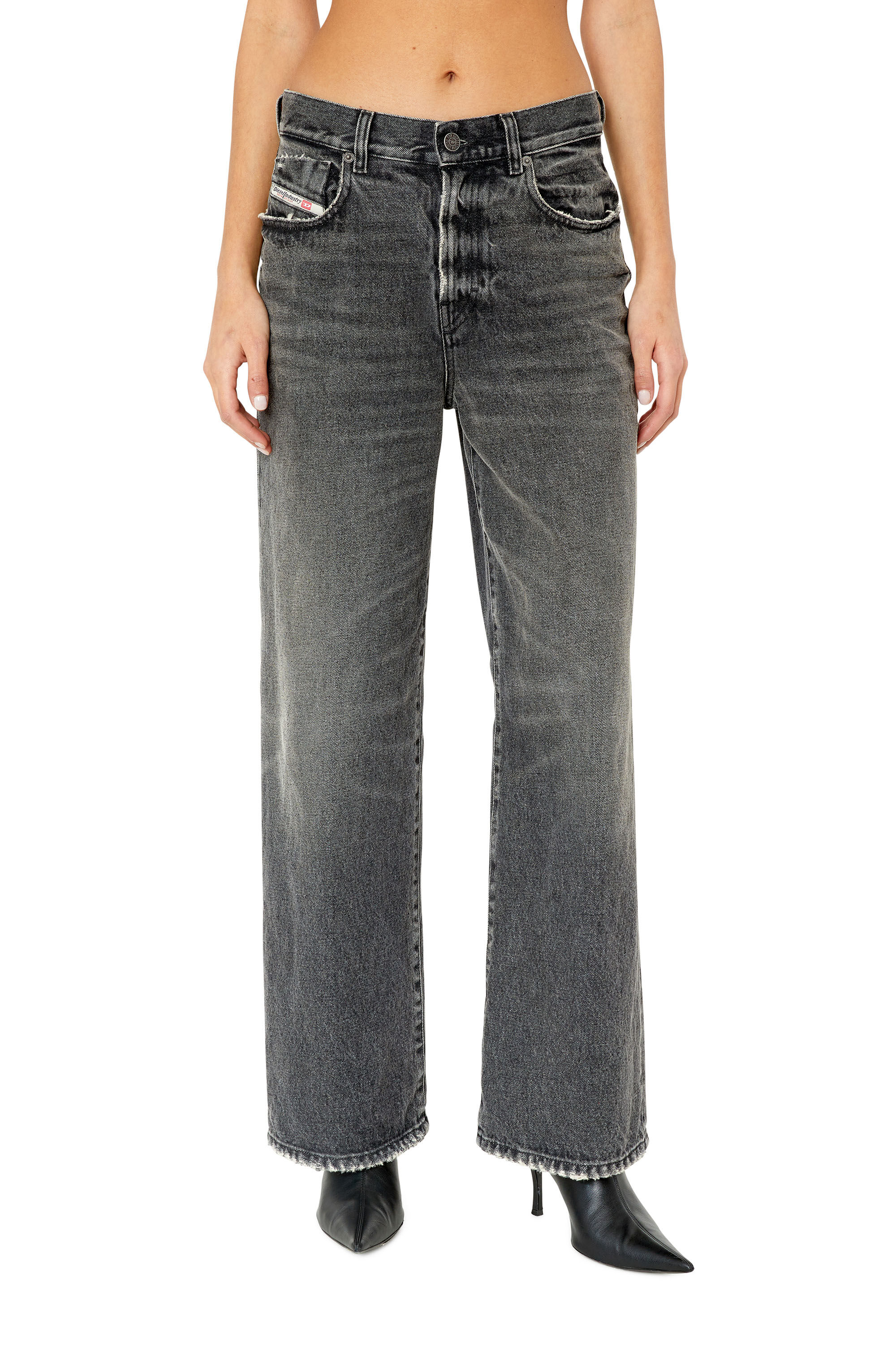 Diesel - Bootcut and Flare Jeans 2000 Widee 007K8, Female's SS23  デニム フレアレッグ ブーツカット ブラック in ブラック/ダークグレー - 3