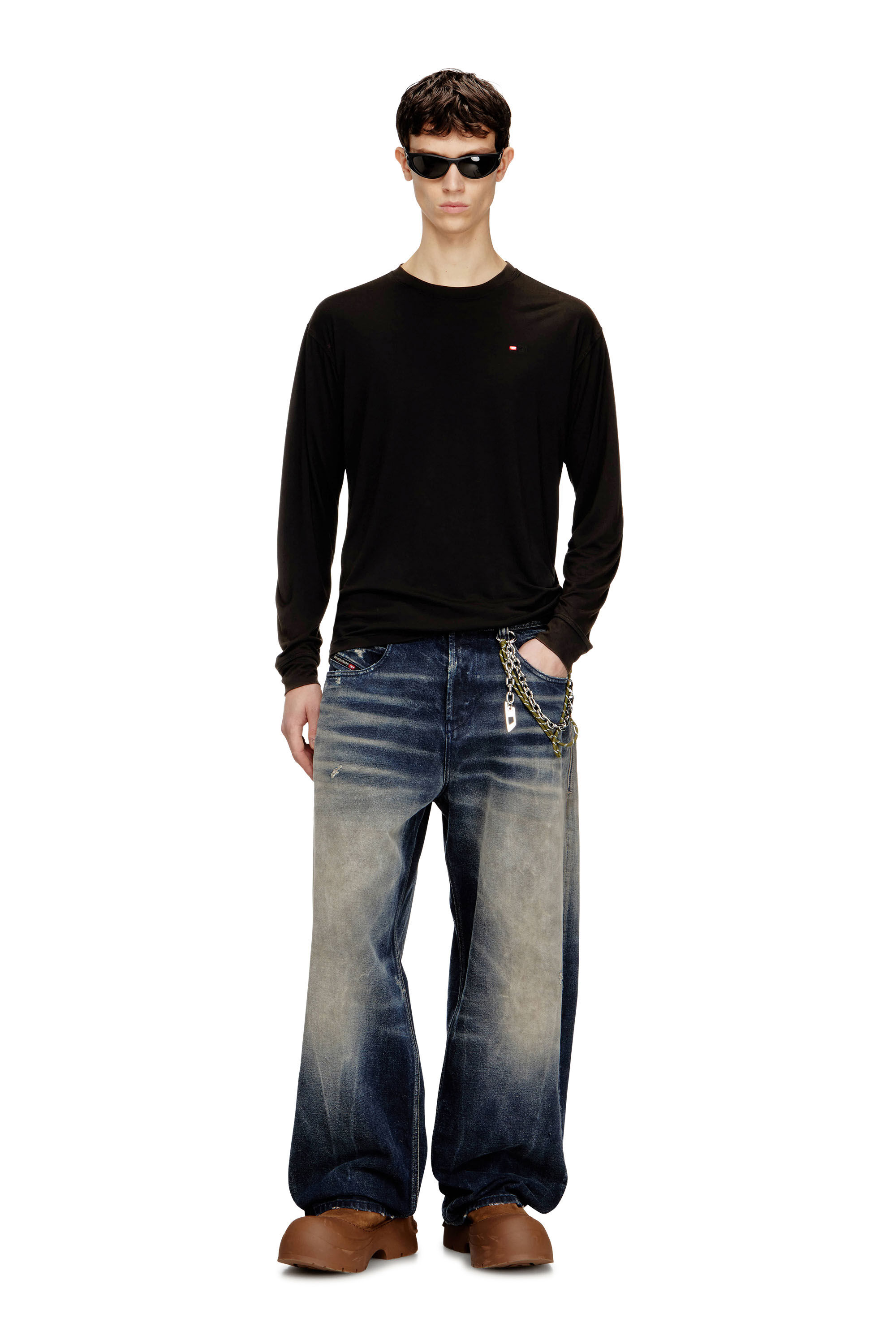 Diesel - T-NORMS-LS, Male's Fluid long sleeve T-shirt with micro embroidery in ブラック - 1