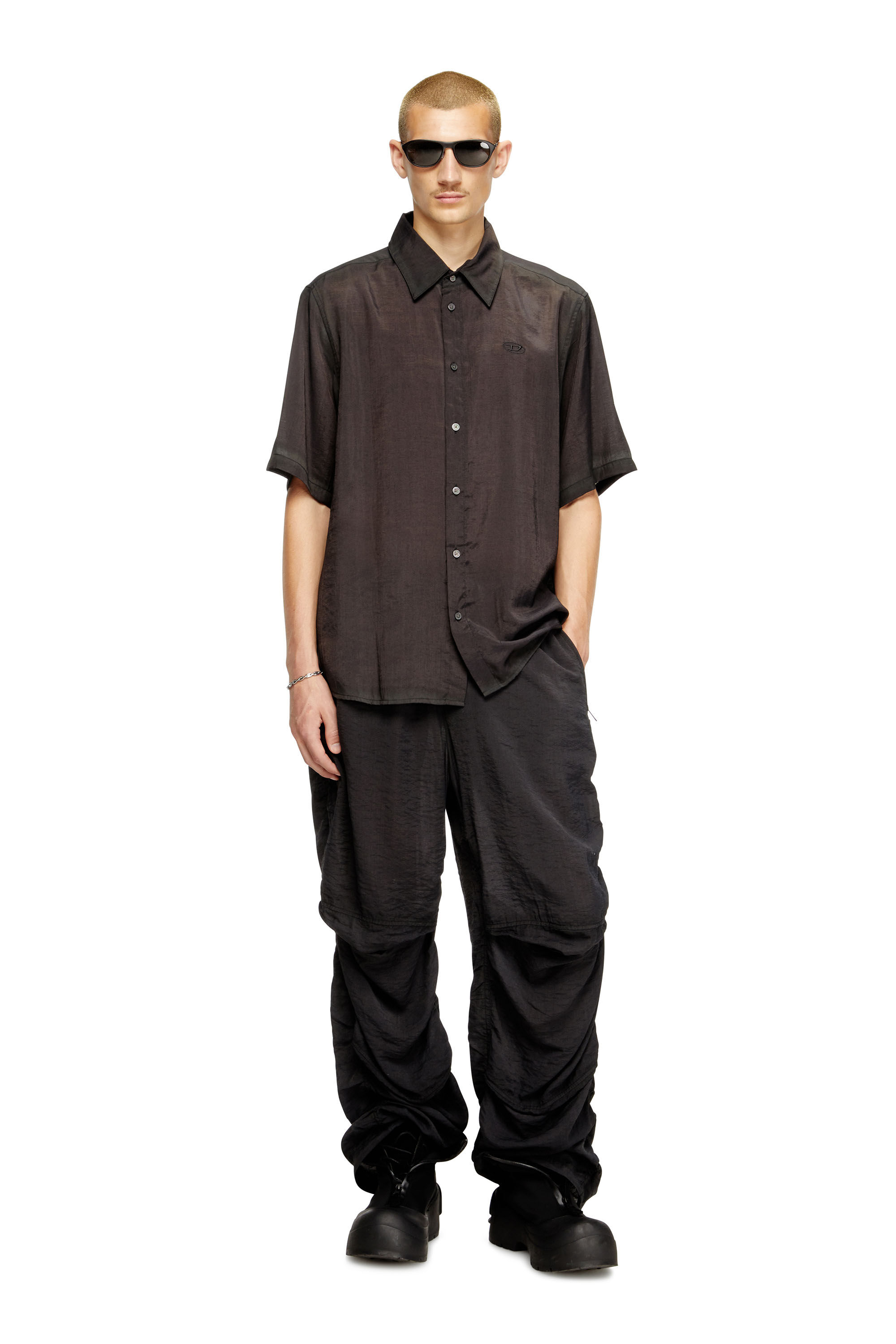 Diesel - S-SIMPLY-SS-LHBA, Male's Shirt in crinkled nylon-viscose in ダークグレー - 1