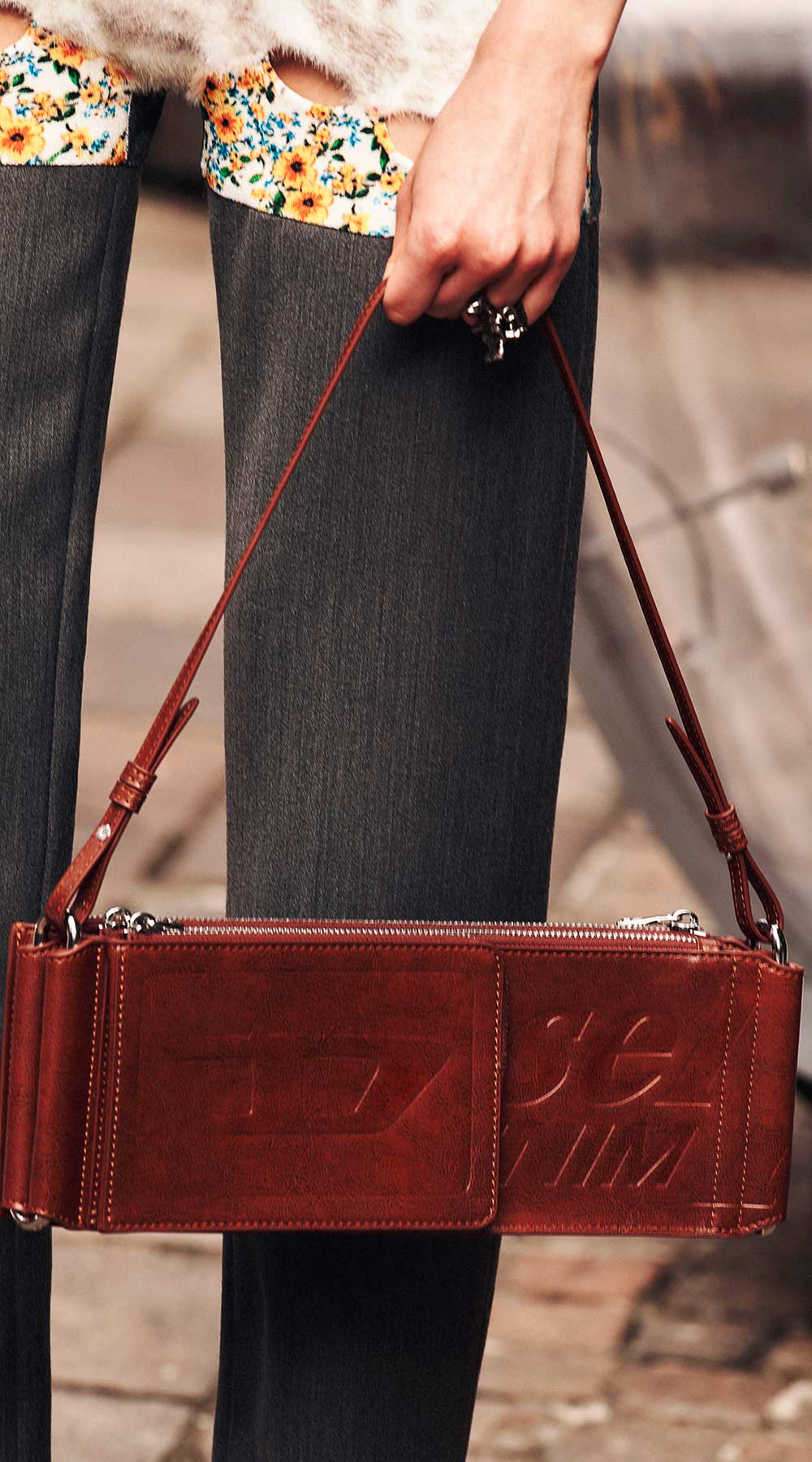 ショルダーバッグ