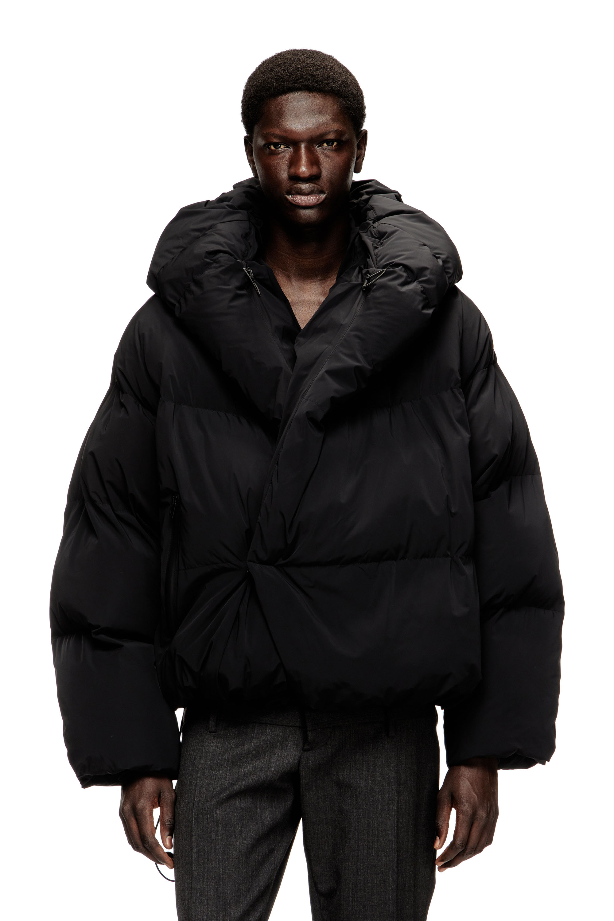 Diesel - J-SCOTTS-PADDED-A, Male's Wrap puffer jacket in stretch nylon in ブラック - 1