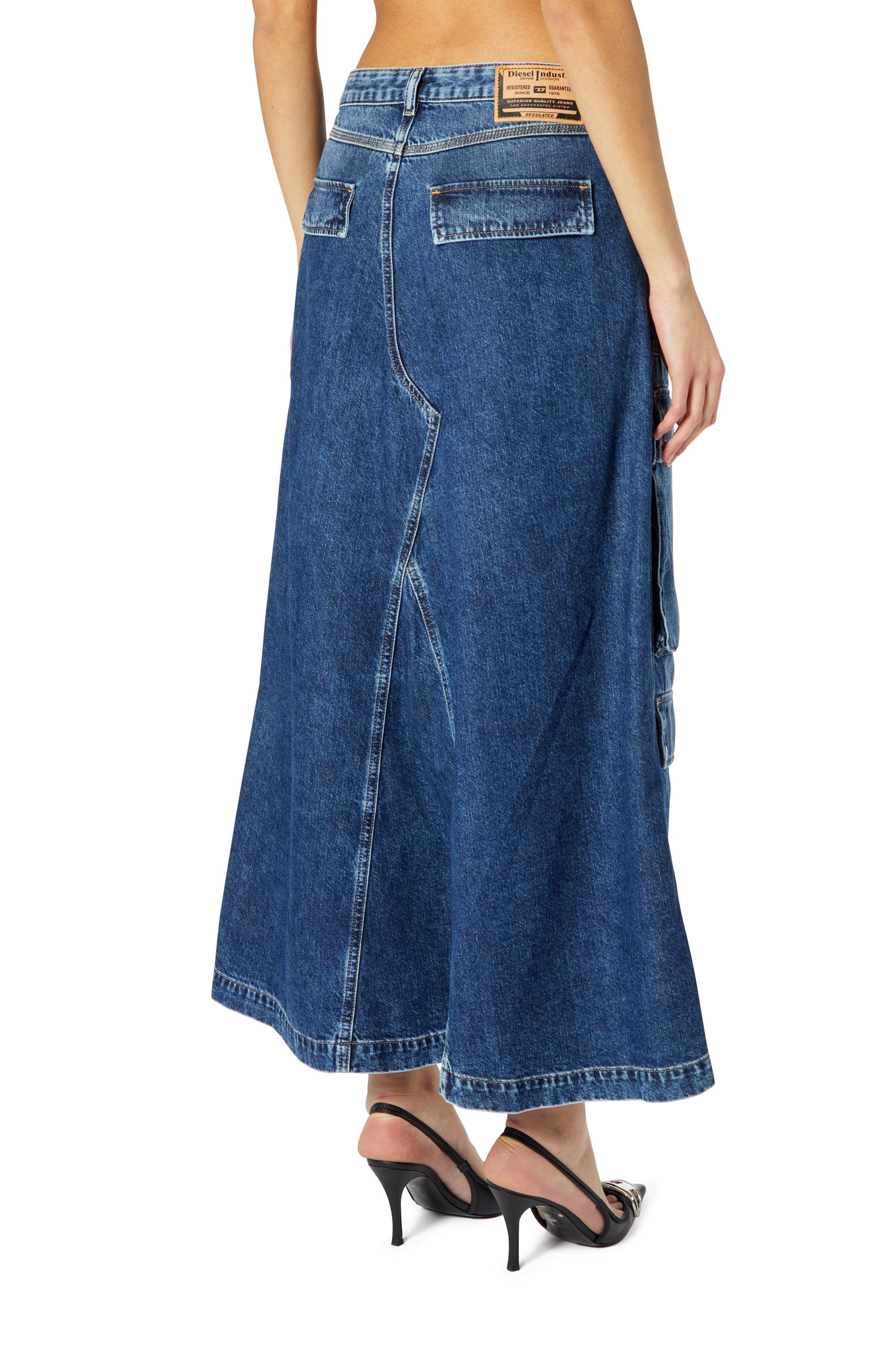 O-MIRTA-CARGO-OUT, 01