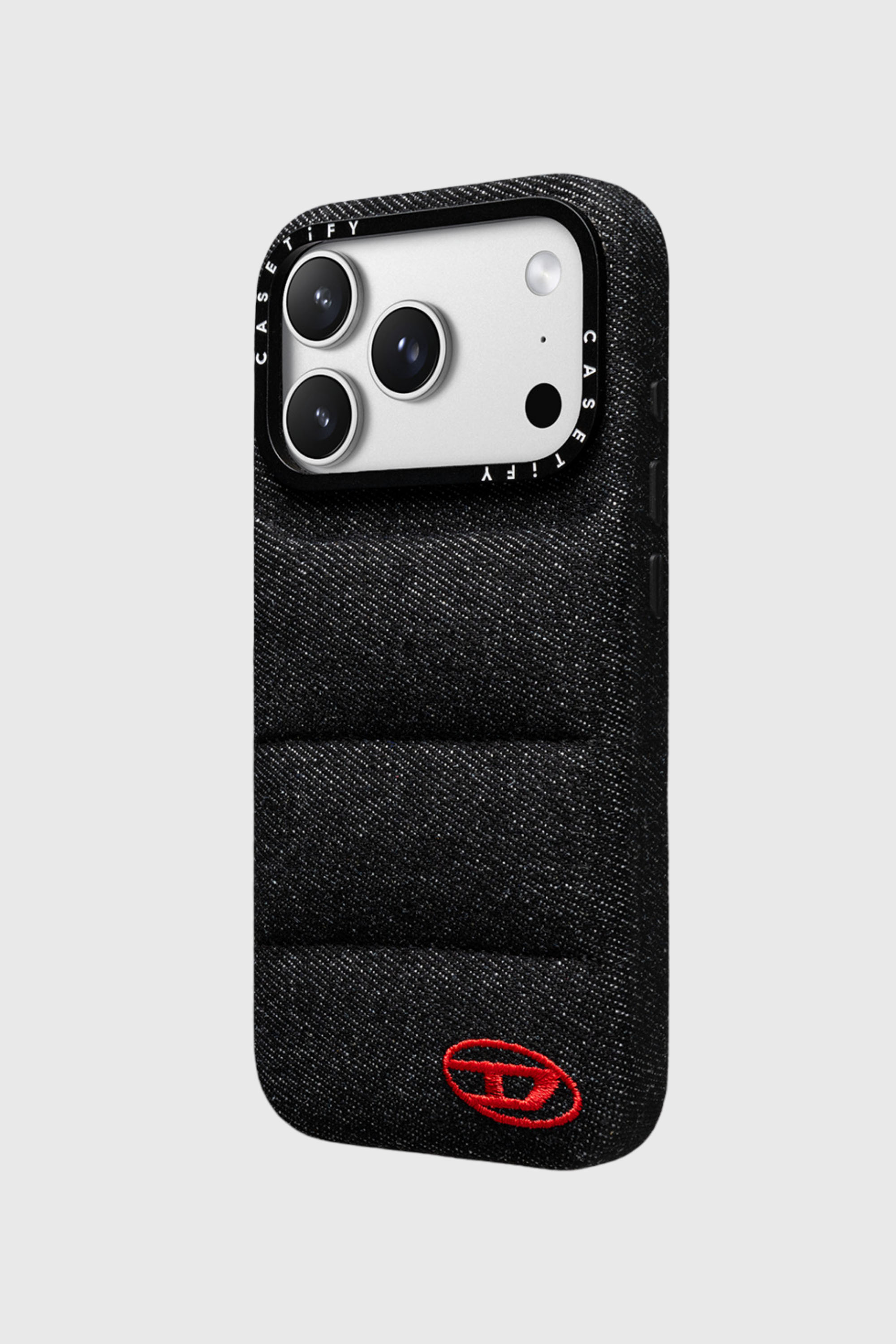 60606 MOULDED CASE iPhone 17 Pro｜ブラック｜ウィメンズ｜DIESEL