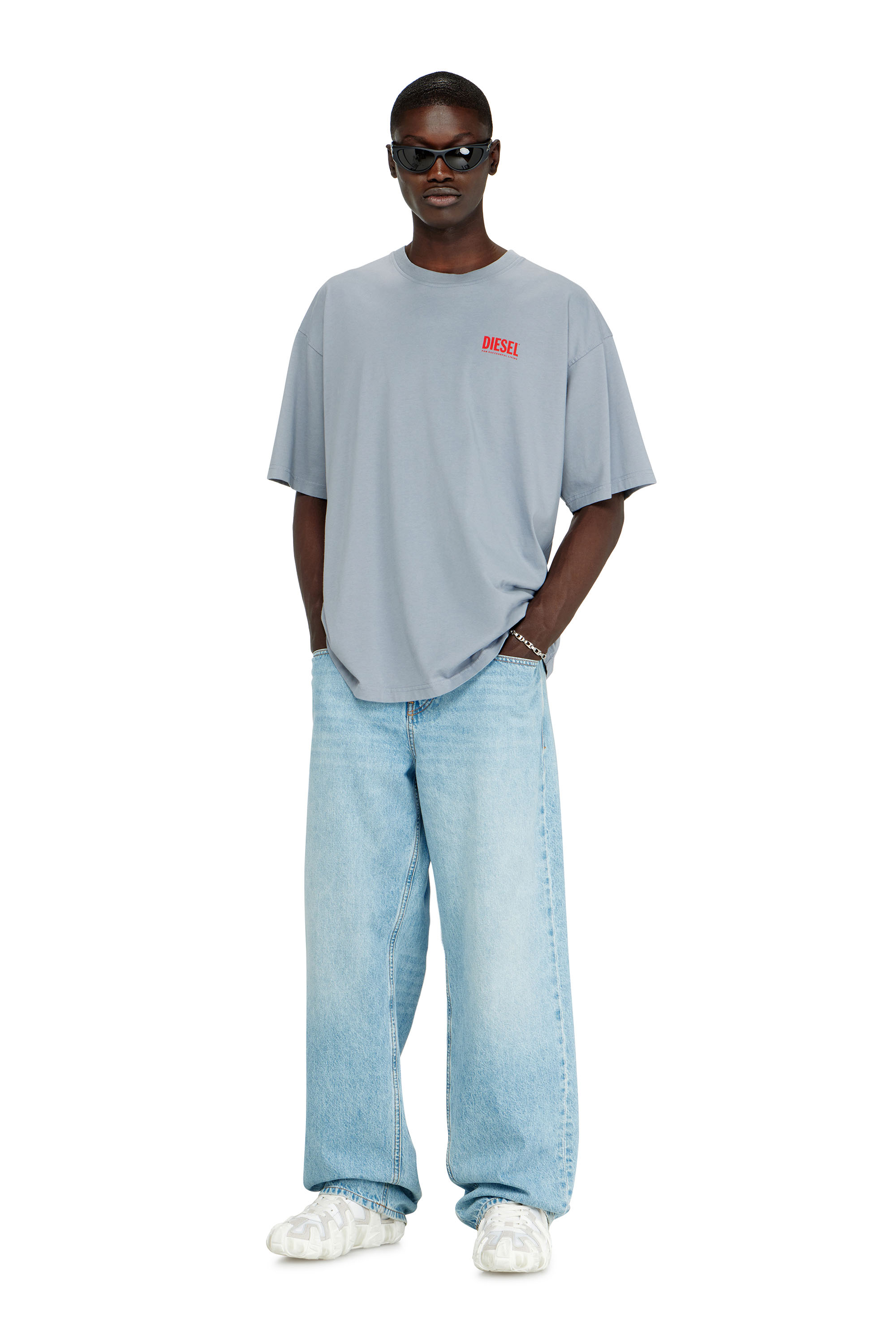 Diesel - T-BOXT-BISK, Male's Tシャツ in ライトグレー - 1