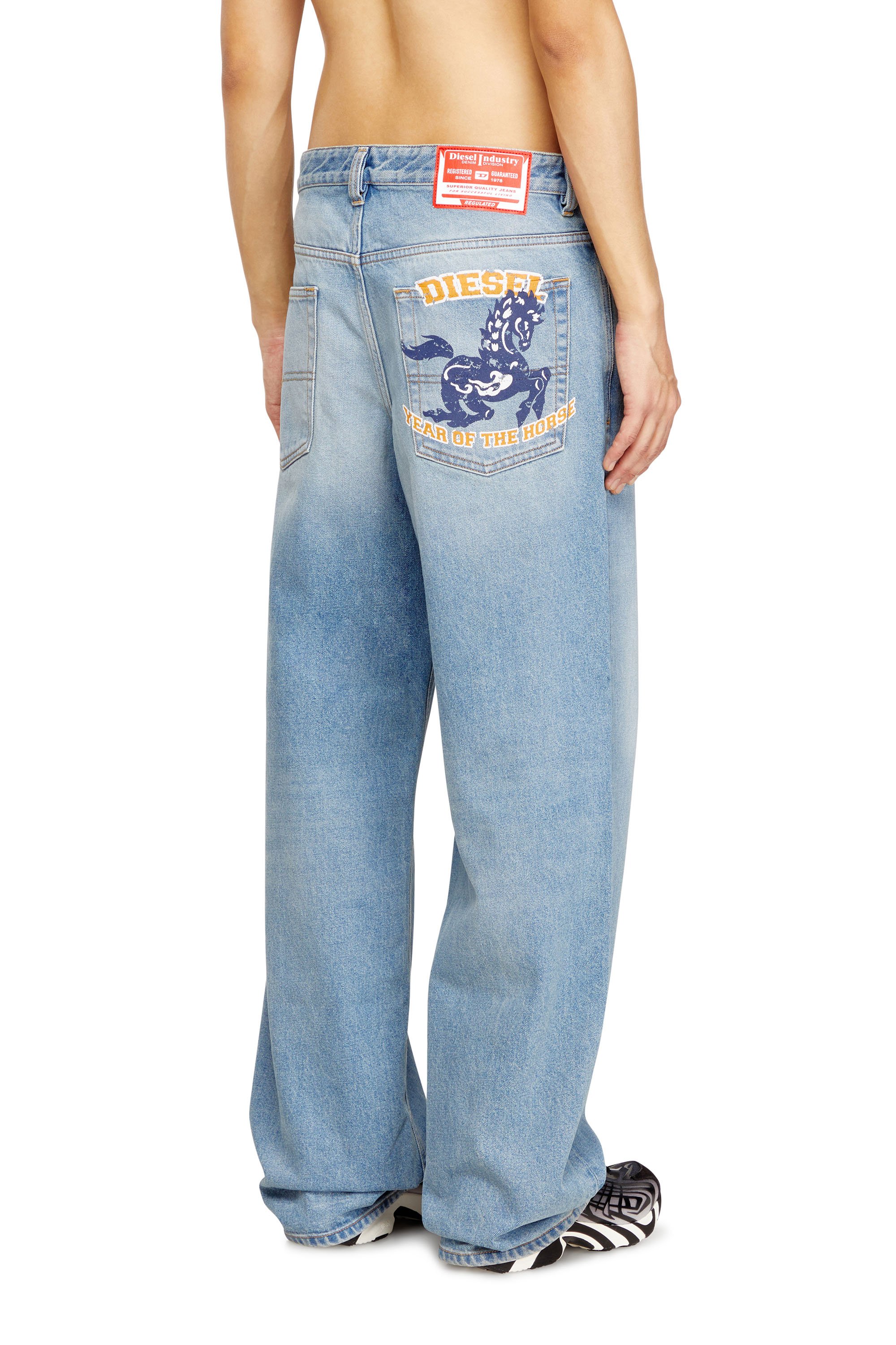 Diesel - Male's Relaxed Jeans 2001 D-Macro 007FA, ライトブルー - 4