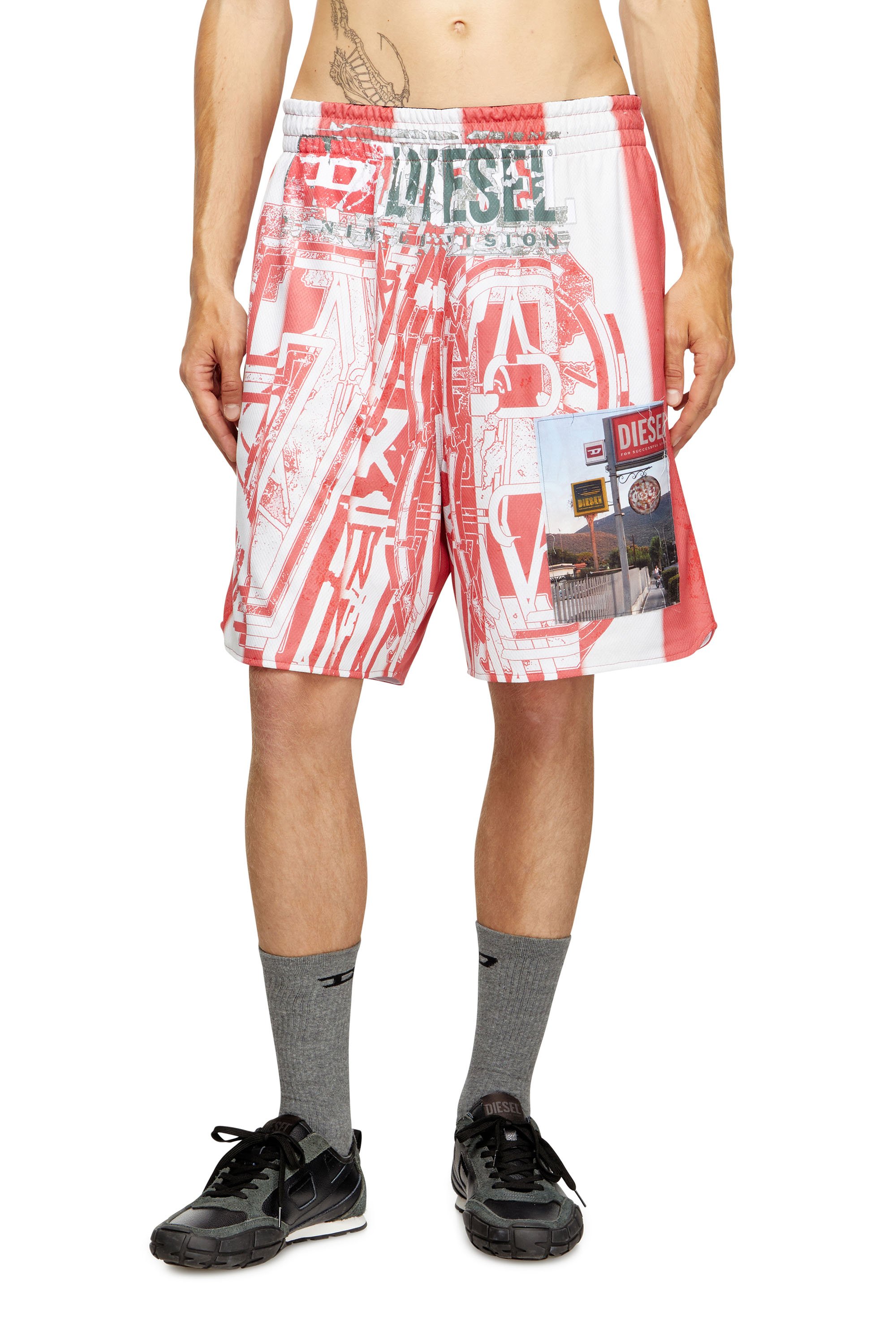Diesel - P-KURT, Male's Striped shorts with photo patches in レッド/ホワイト - 1