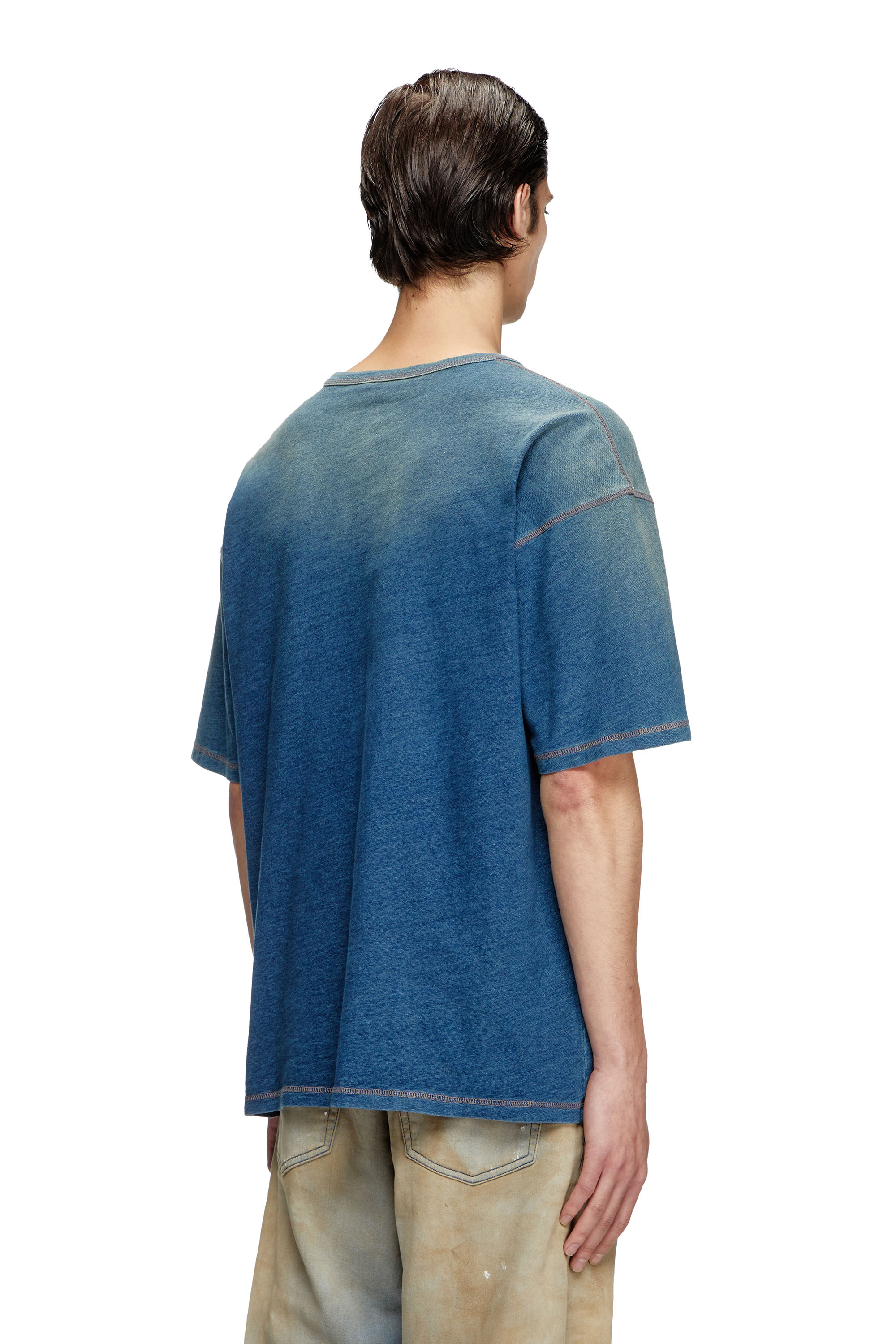 Diesel - T-BOXT-R11, Male's T-shirt with sprayed treatment in ブルー - 4