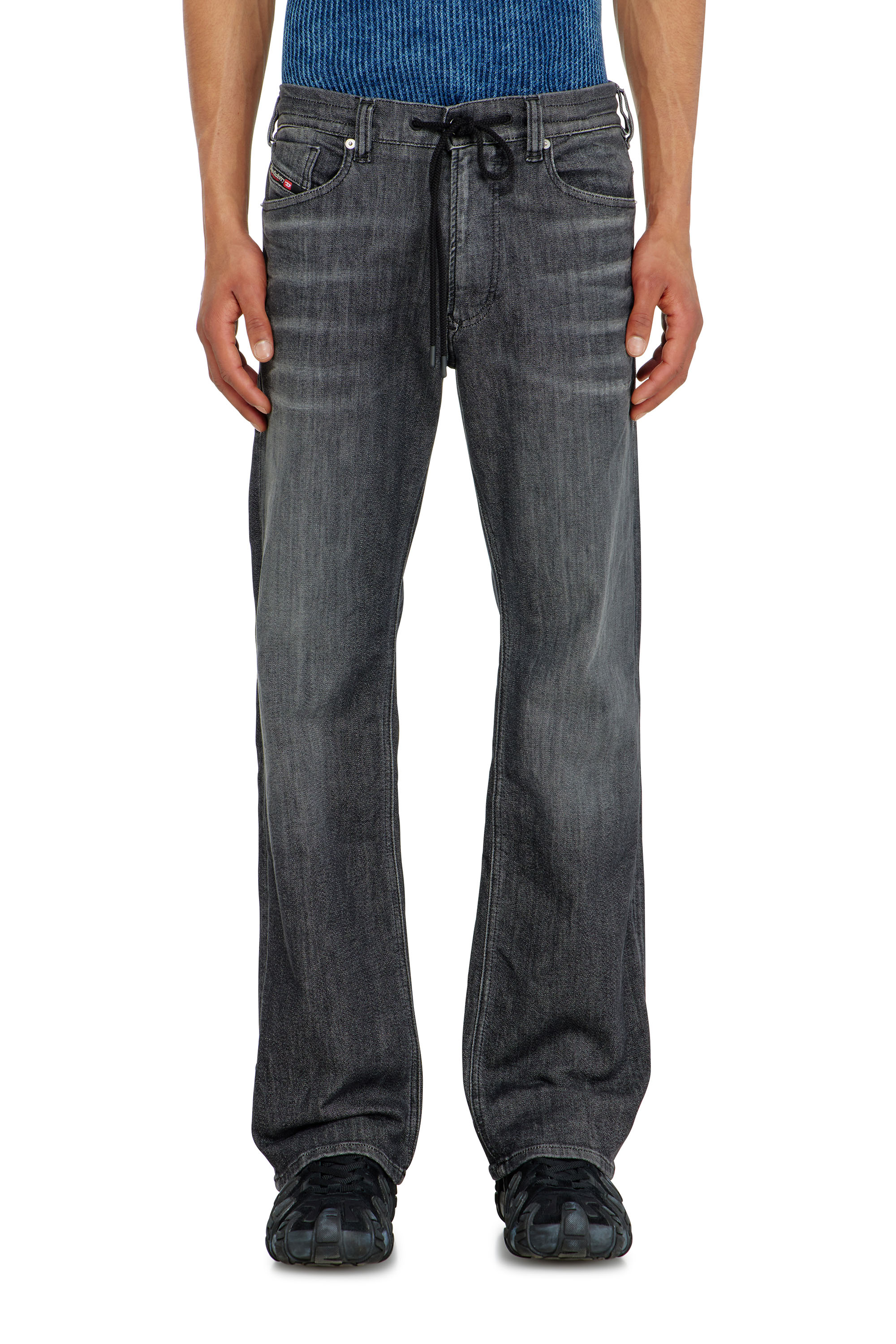 Diesel - Male's Relaxed 2080 D-Reel Joggjeans&reg; 09M66, ブラック/ダークグレー - 3