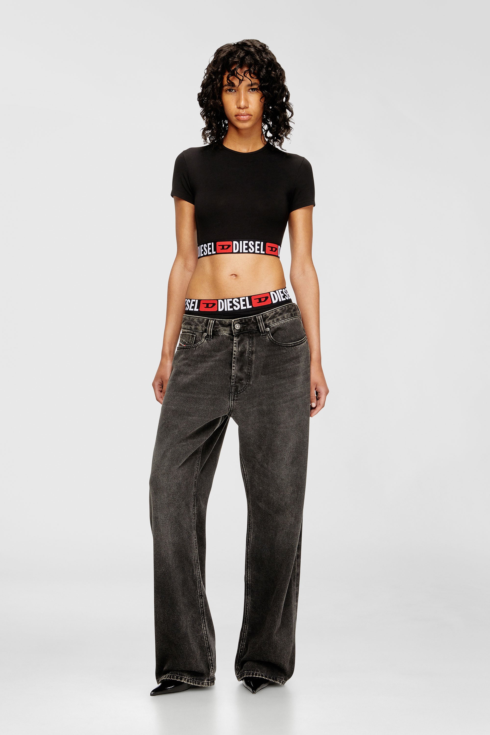 Diesel - IRMA-D-CORE, Female's Tシャツ in ブラック - 6