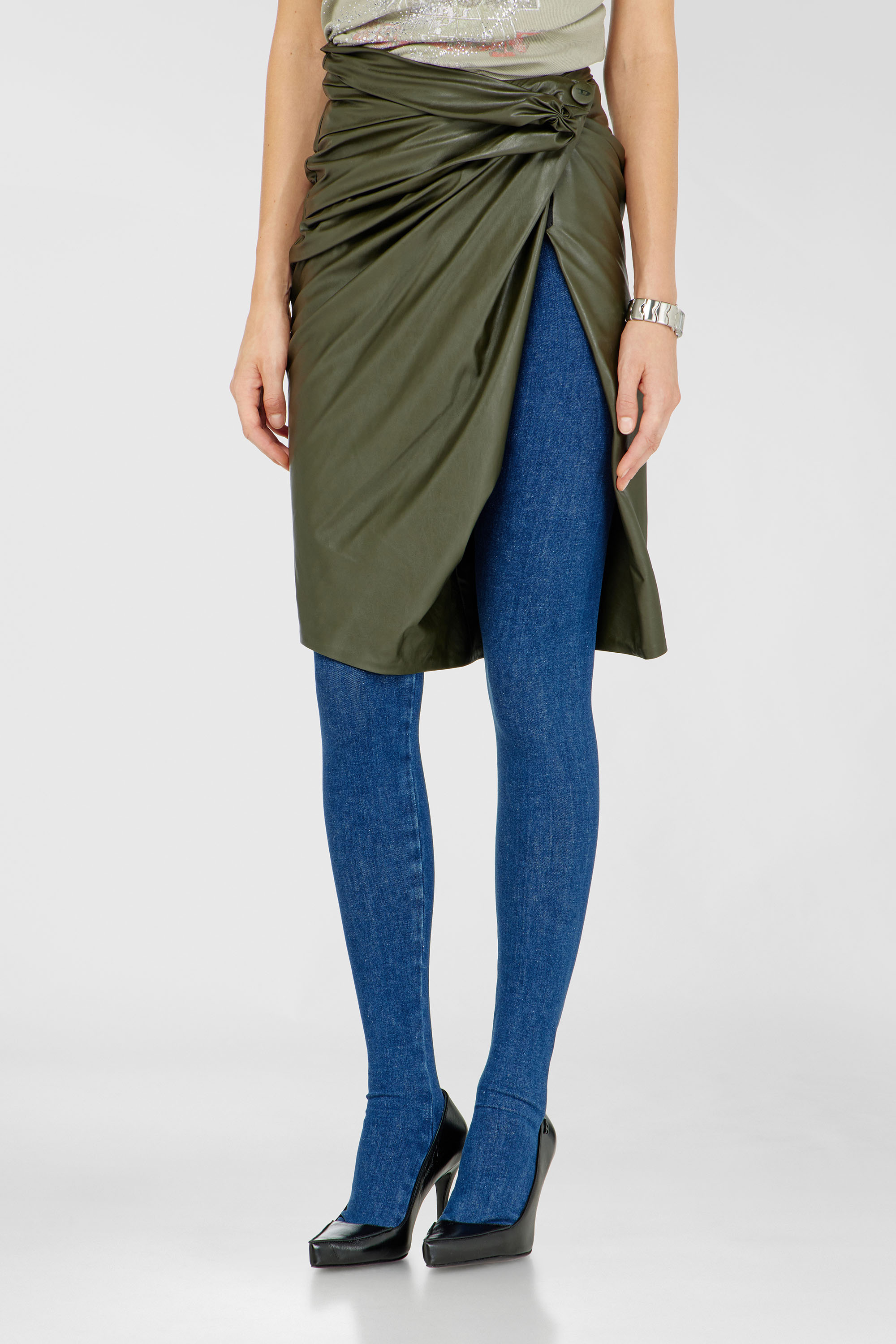 Diesel - O-DASLI, Female's Draped pencil skirt with split in グリーン - 2