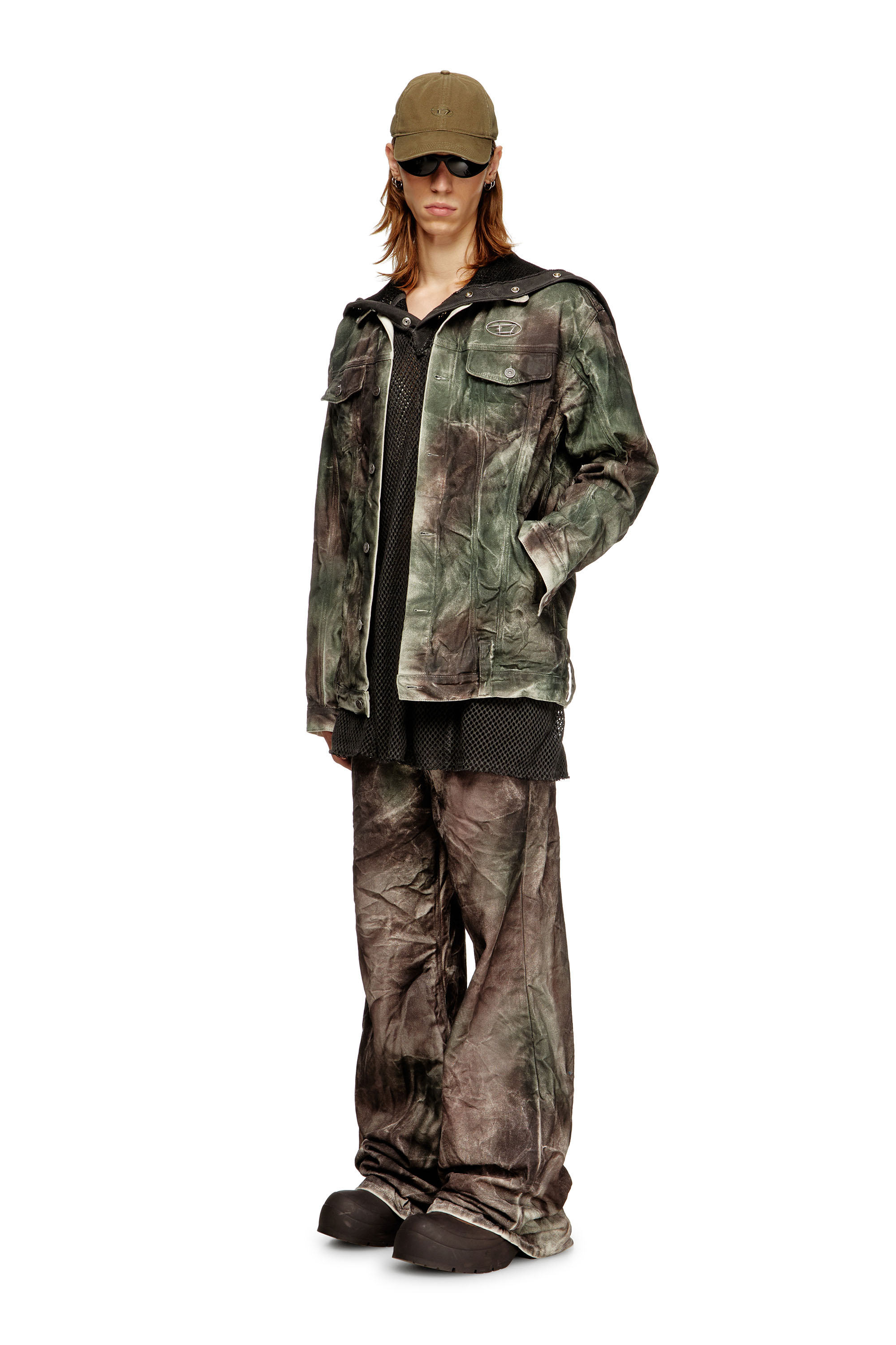 Diesel - J-THUG-JKT, Unisex's Trucker jacket in crinkled camo canvas in ブラウン/グリーン - 1
