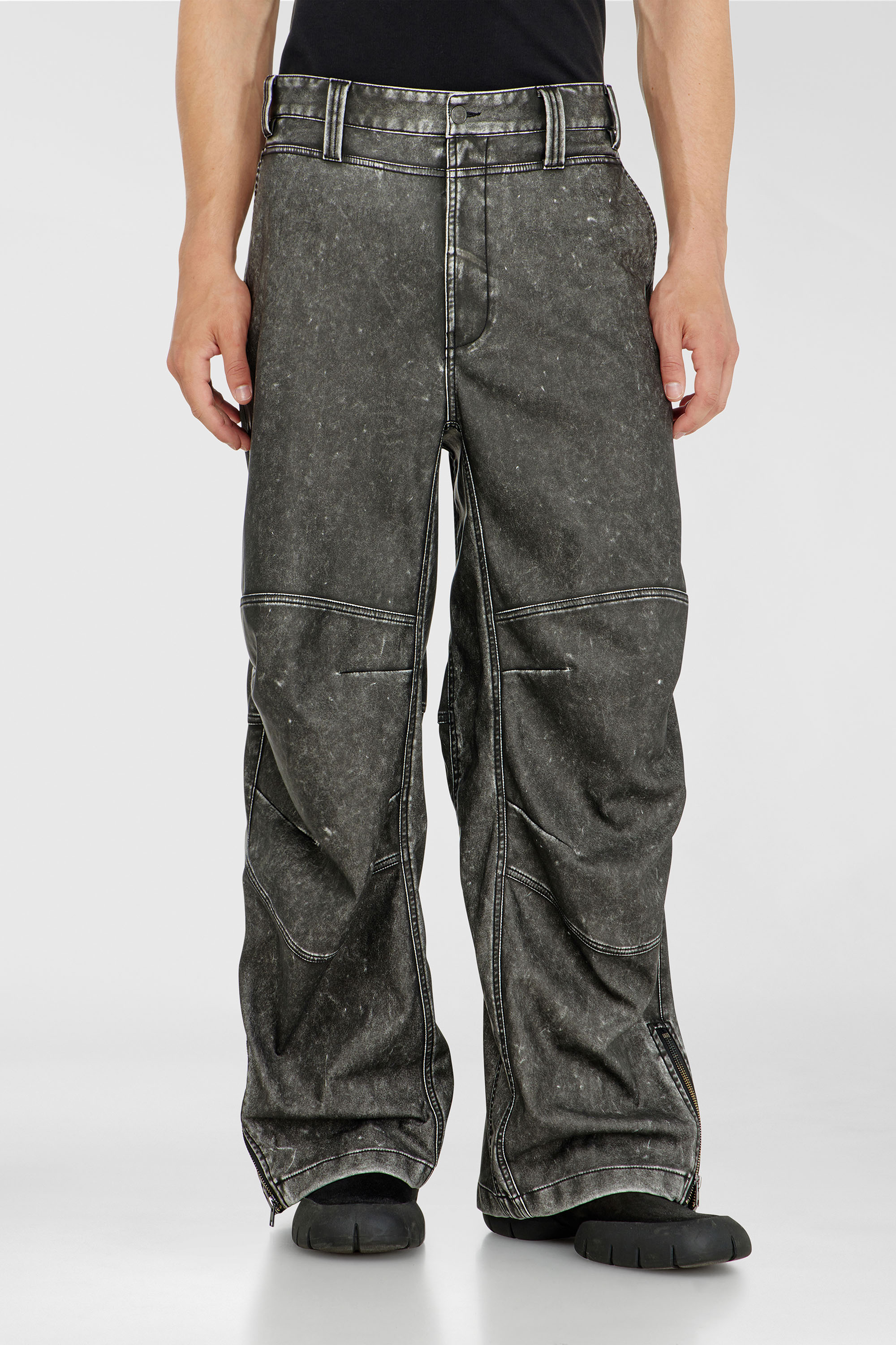 Diesel - P-DELLY-NJCJ, Male's パンツ in ダークグレー - 3