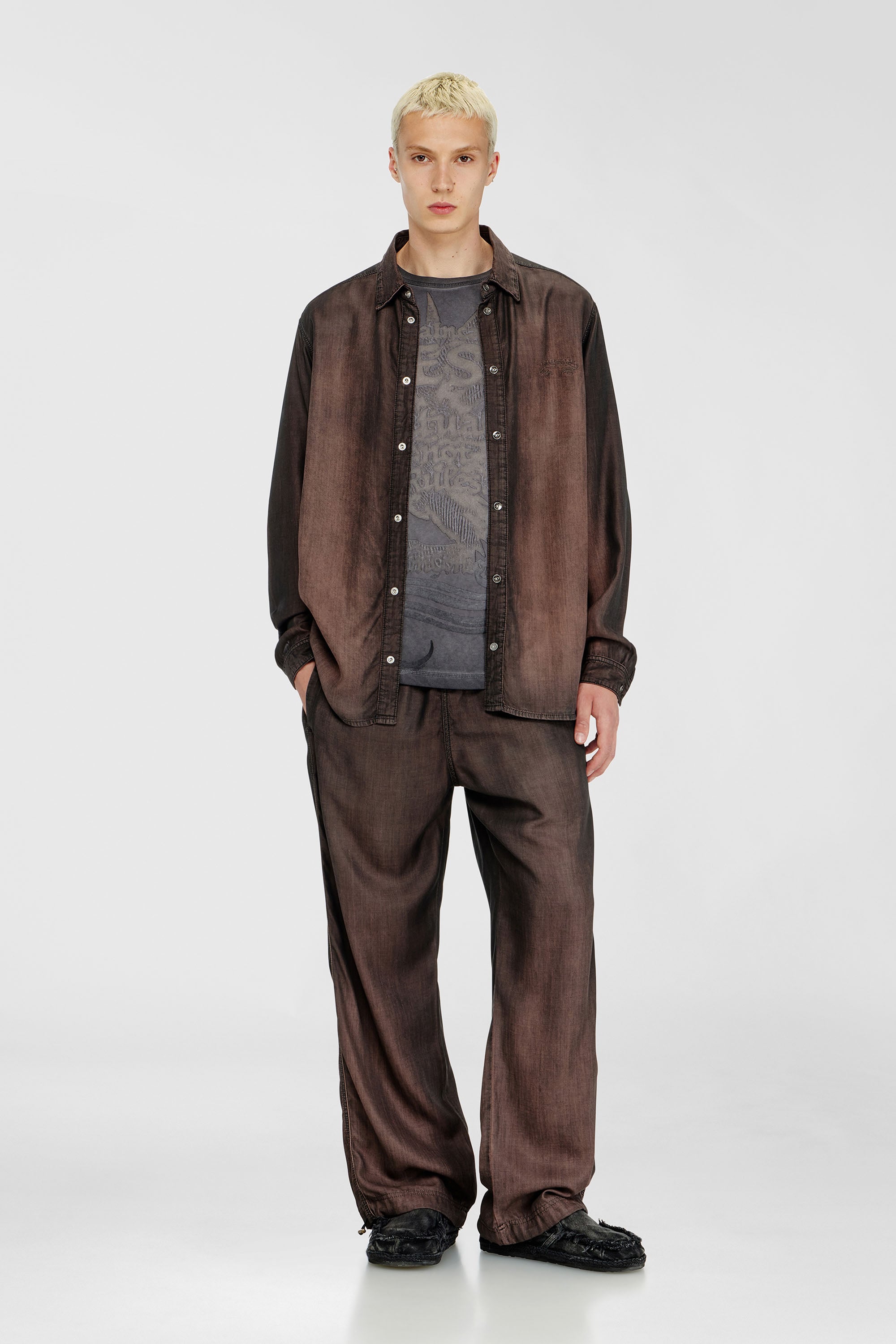 Diesel - T-RAWJUST-AA1, Male's Tシャツ in ダークグレー - 2