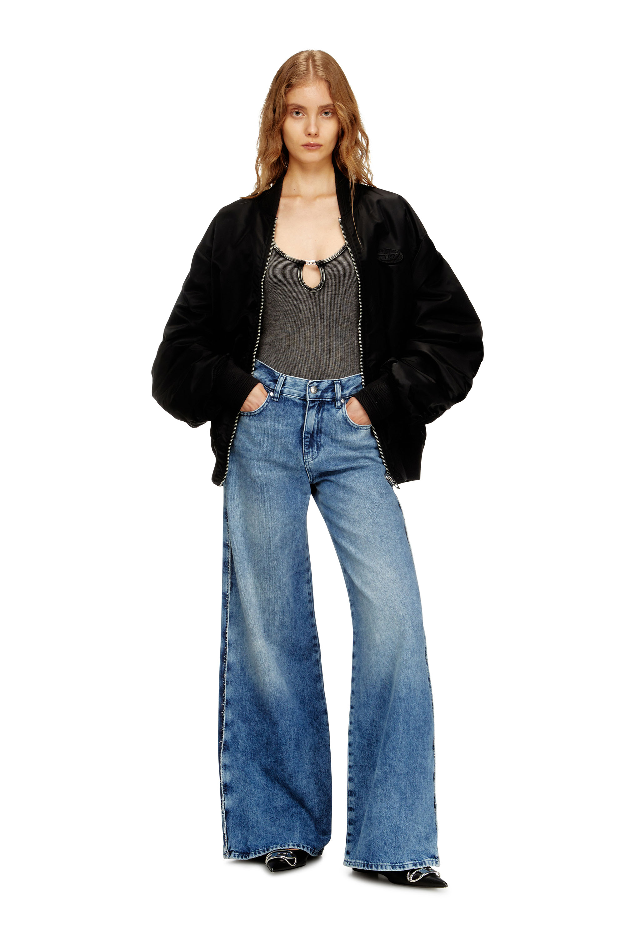 Diesel - Female's Flare Jeans 1978 D-Akemi 0ADCJ, null - 1