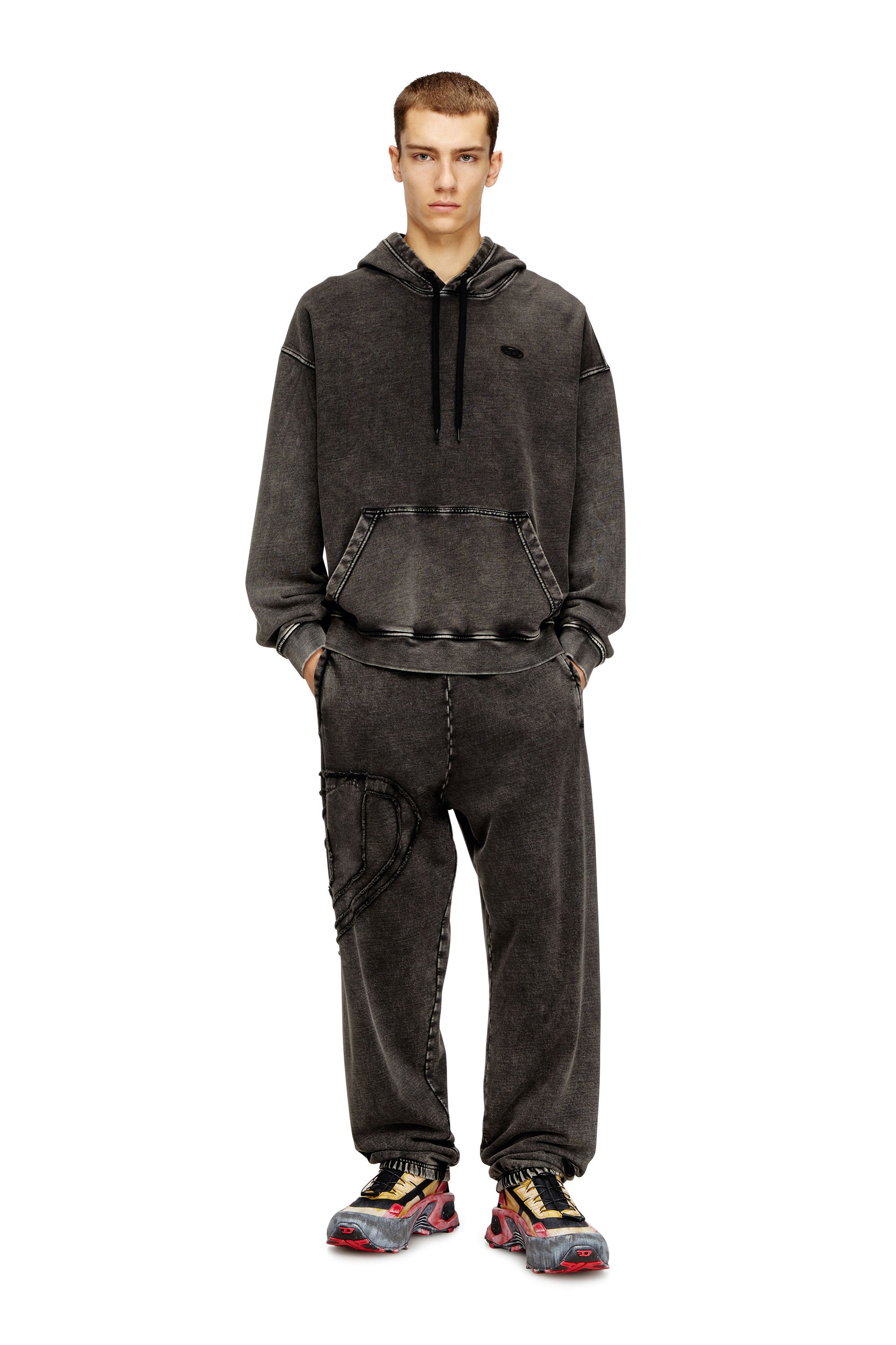 Diesel - P-MARKY-DEN, Male's スウェットパンツ in ダークグレー - 2