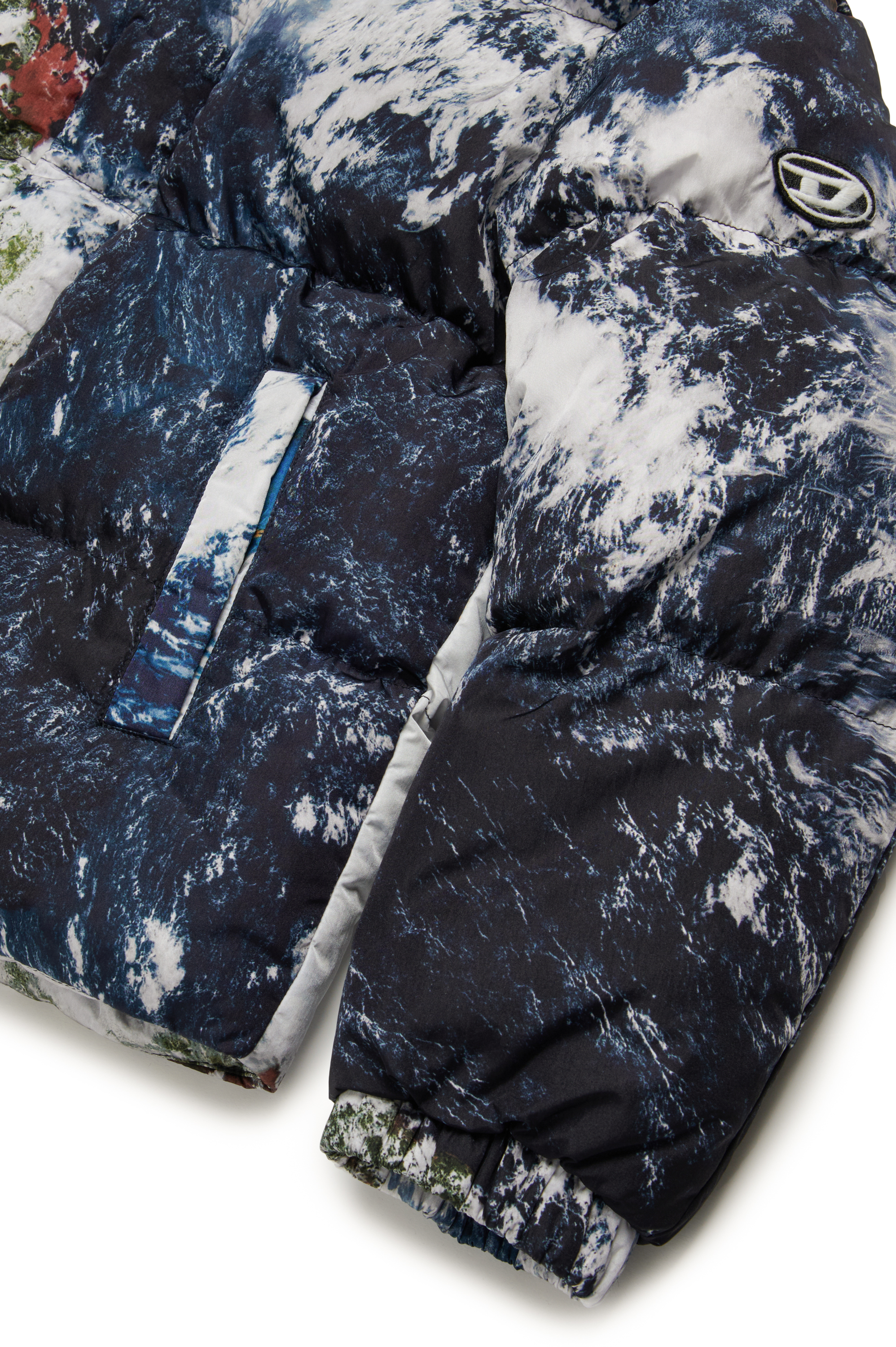 Diesel - JWROLFYSFDPRINT, Unisex's Puffer jacket with Planet Camo print in マルチカラー - 4