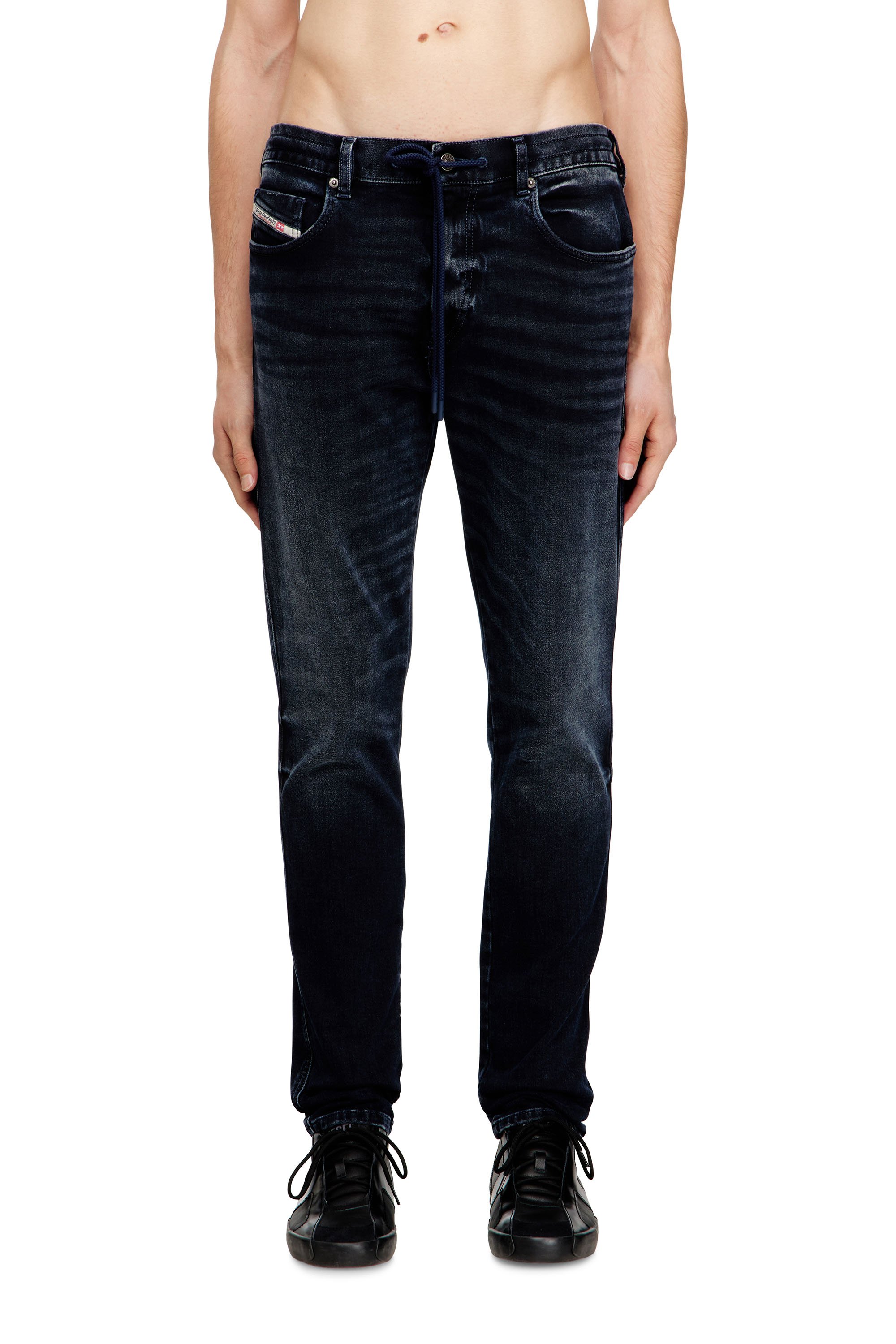 Diesel - Male's Slim 2062 D-Strukt Joggjeans&reg; 09N80, ダークブルー - 2