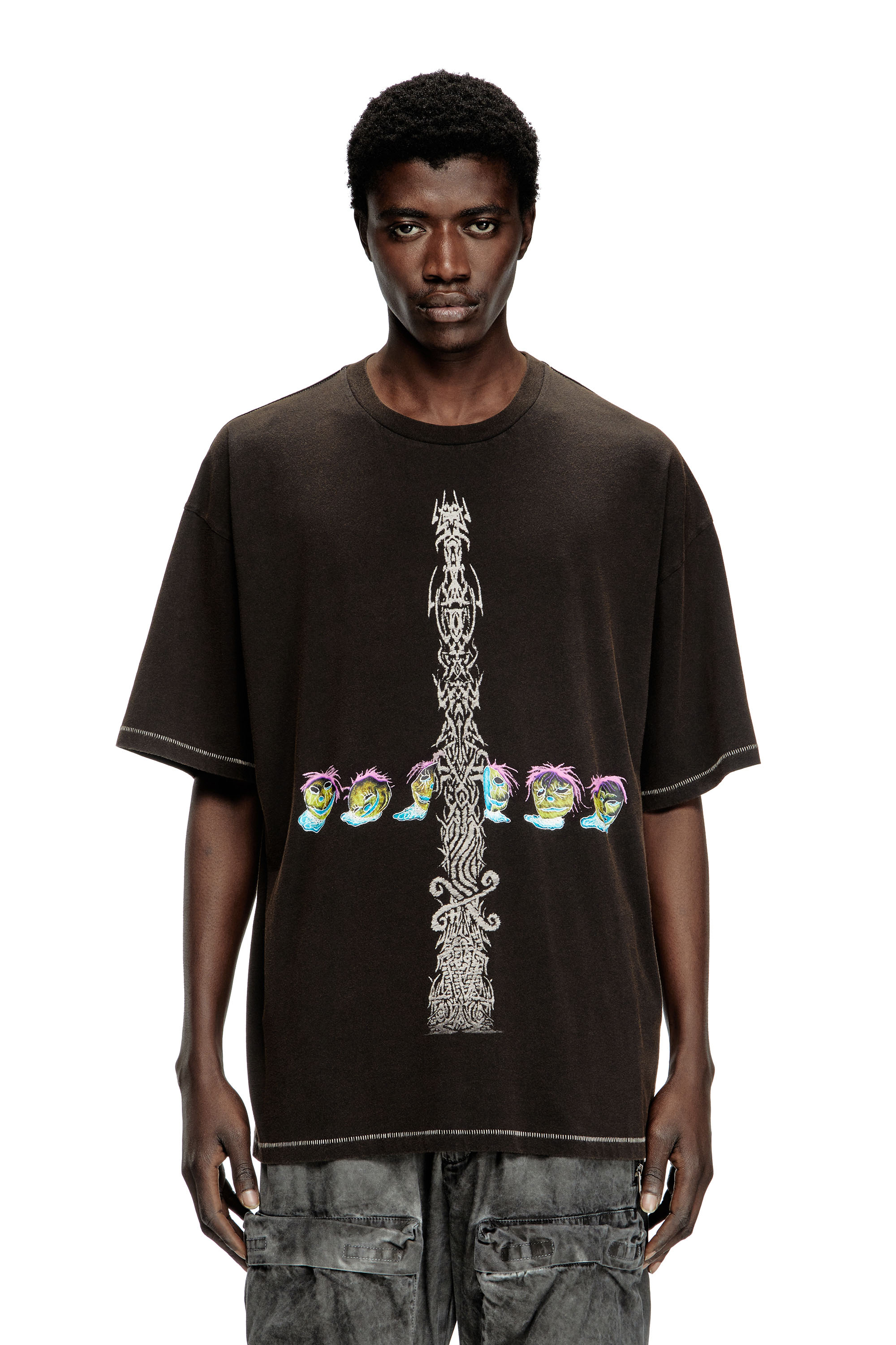 Diesel - T-BOXT-R4, Male's Tシャツ in ブラック - 3