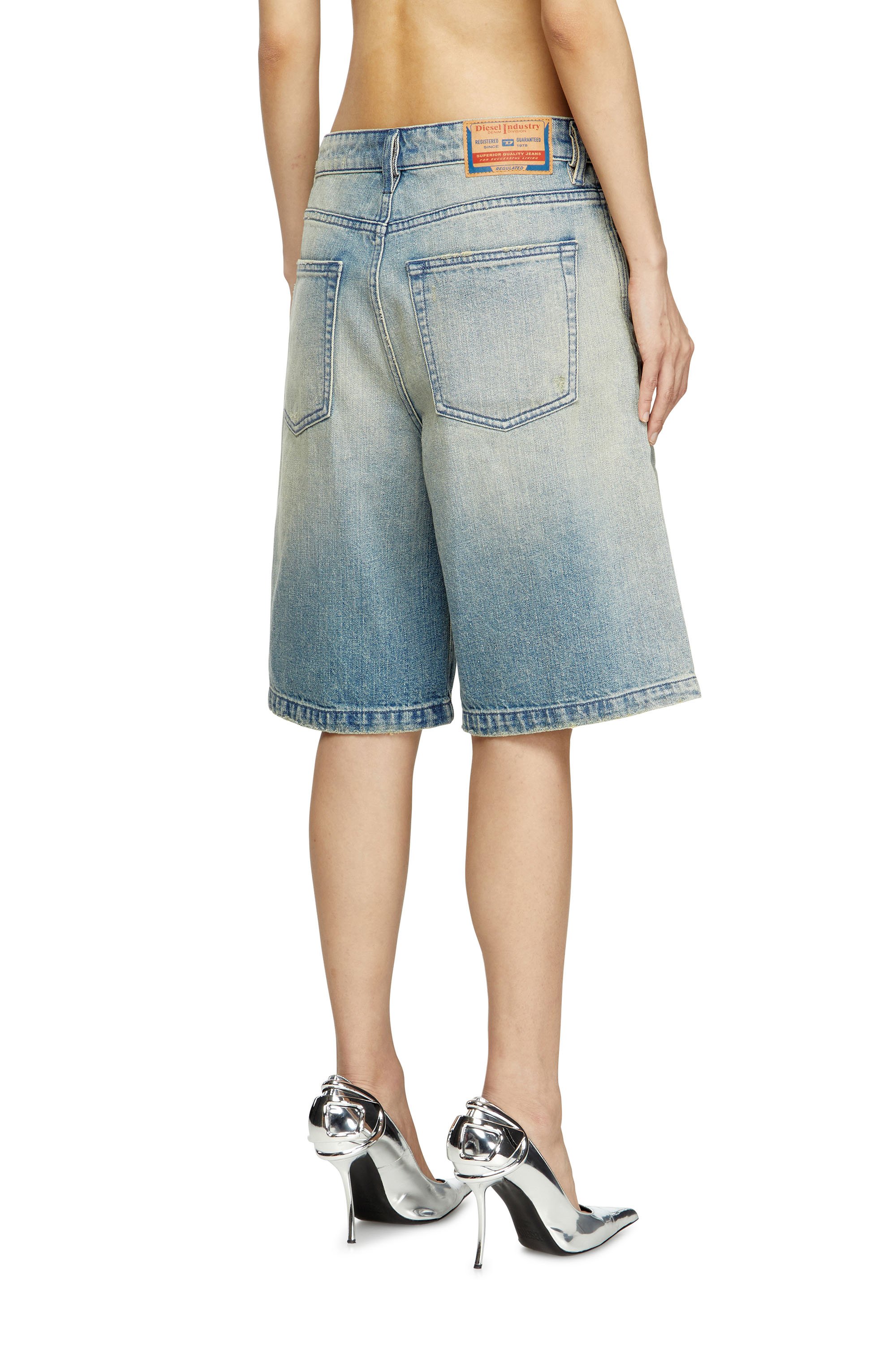 Diesel - DE-SIRE-SHORT, Female's Shorts in worn-effect denim in ライトブルー - 4