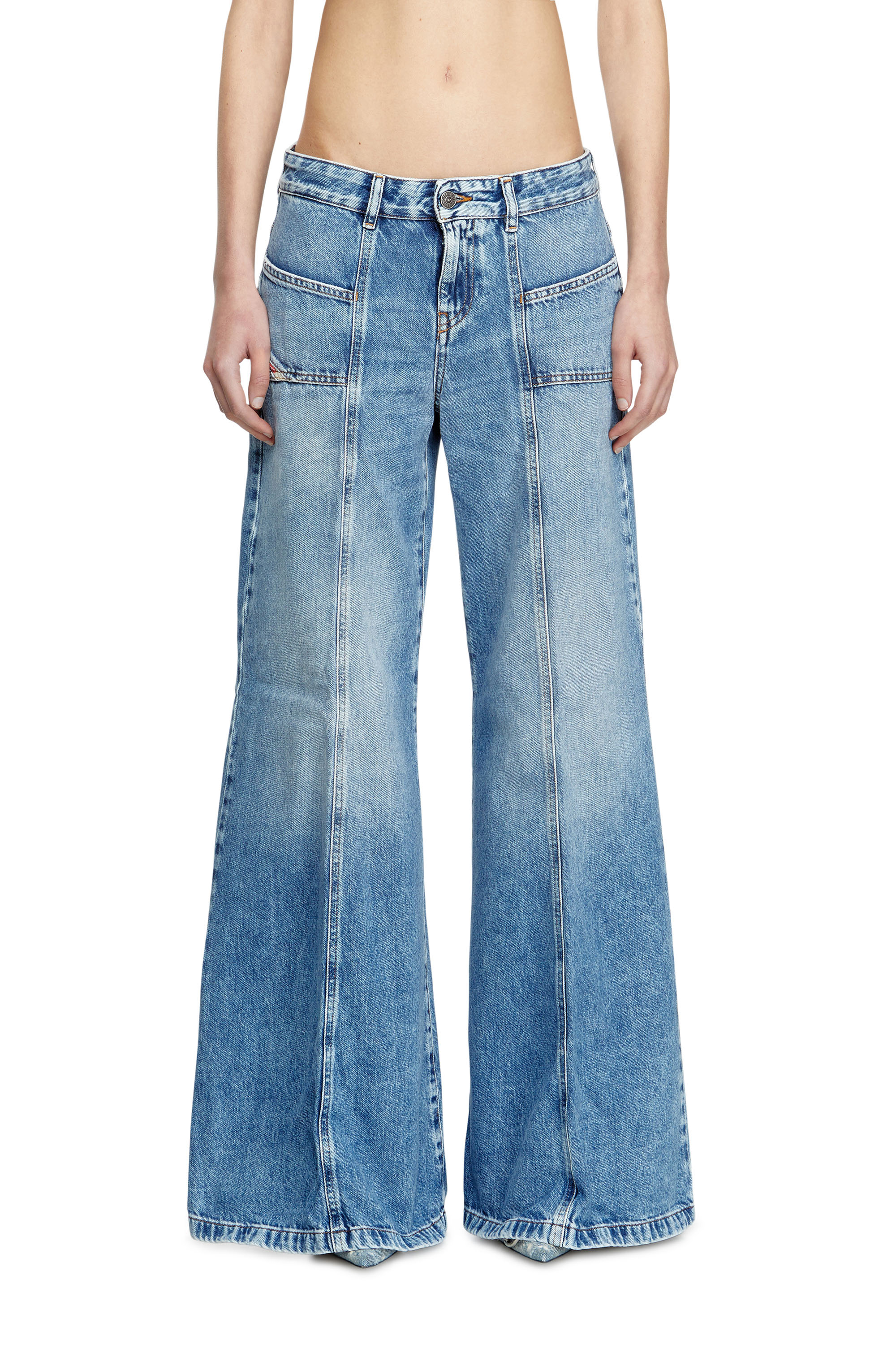 Diesel - Female's Flare Jeans D-Akii 09H95, ミディアムブルー - 2
