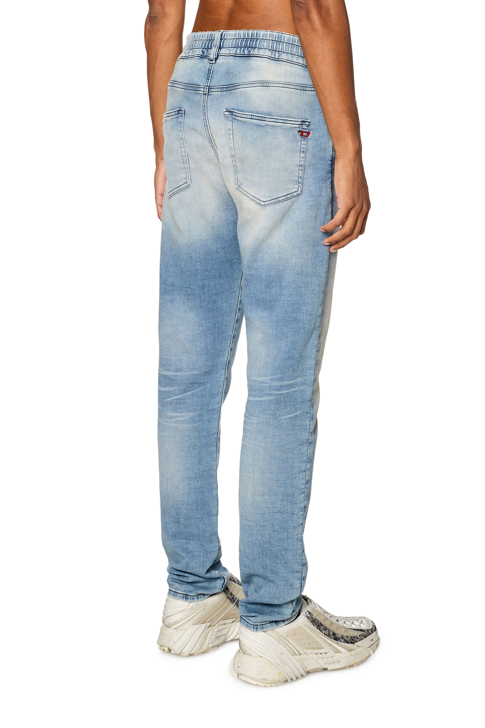 Diesel - Slim 2060 D-Strukt Joggjeans® 068FK, ライトブルー - Image 2