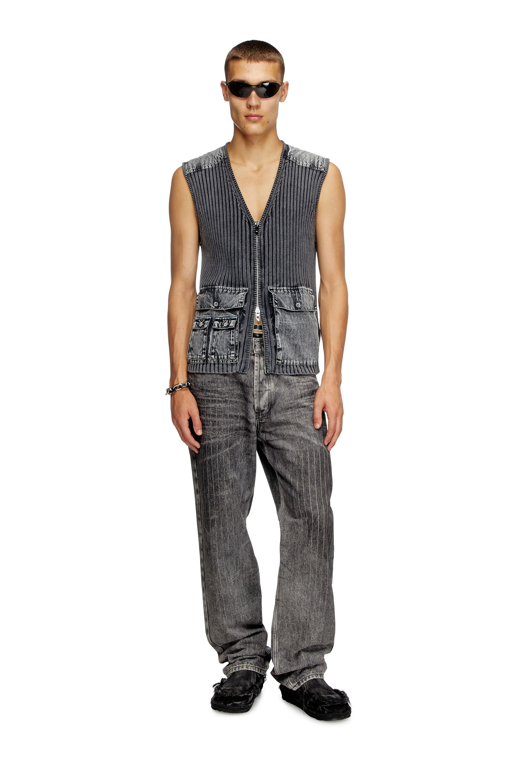 Diesel - K-MARGIE, Male's Utility vest with contrast panels in ダークグレー - 2