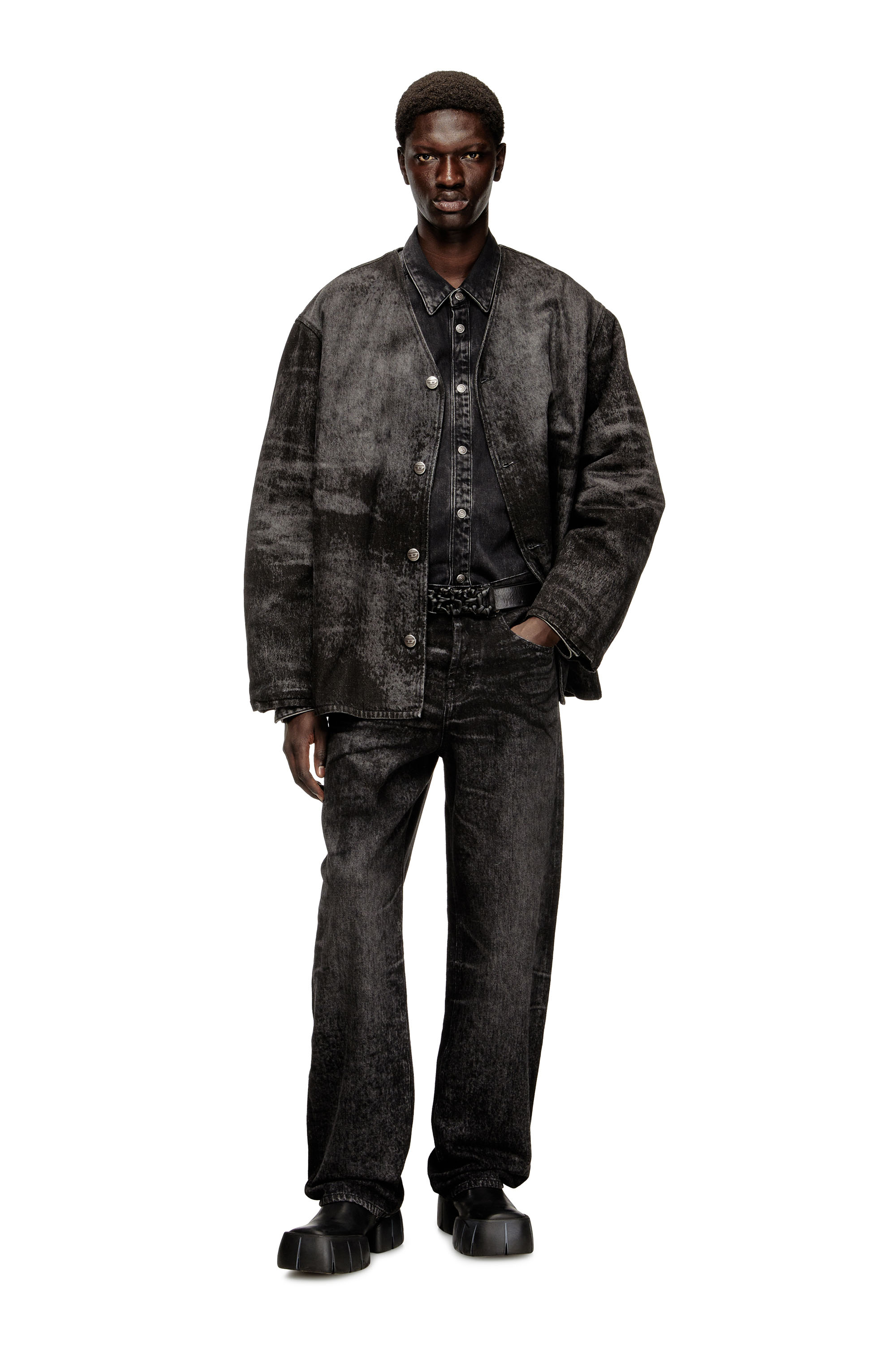 Diesel - Male's Relaxed Jeans 2001 D-Macro 007DB, ブラック/ダークグレー - 1