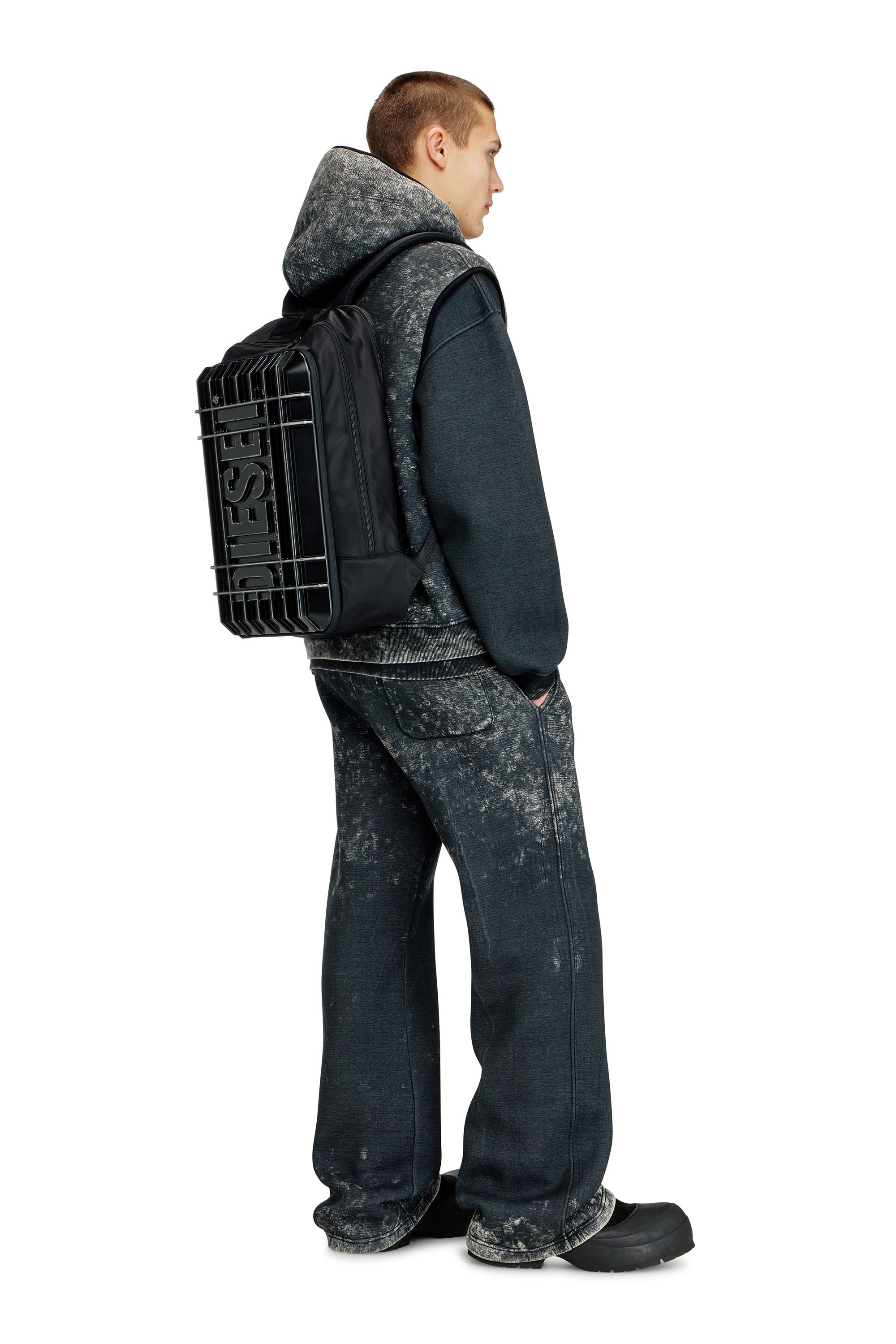 Diesel - DIESEL PC STRONG IMAGE BACKPACK- DSB005, Unisex's Rugged travel backpack in ブラック - 2